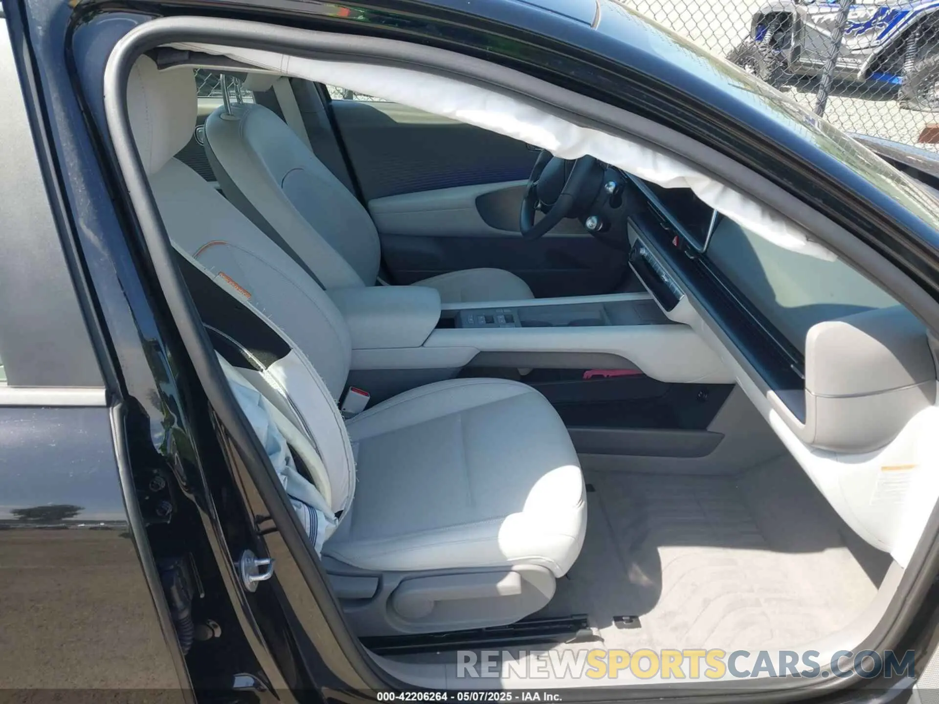 5 Photograph of a damaged car KMHM34AA7PA033293 HYUNDAI IONIQ 6 2023