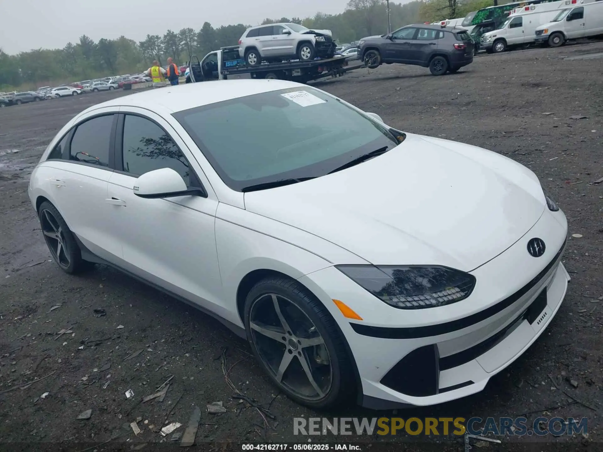 13 Photograph of a damaged car KMHM34AA8PA052368 HYUNDAI IONIQ 6 2023
