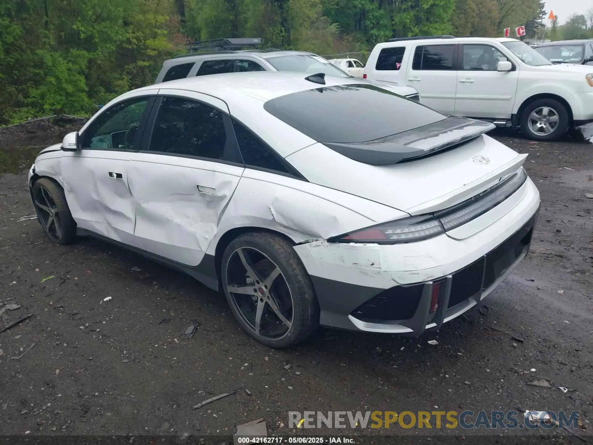 3 Photograph of a damaged car KMHM34AA8PA052368 HYUNDAI IONIQ 6 2023