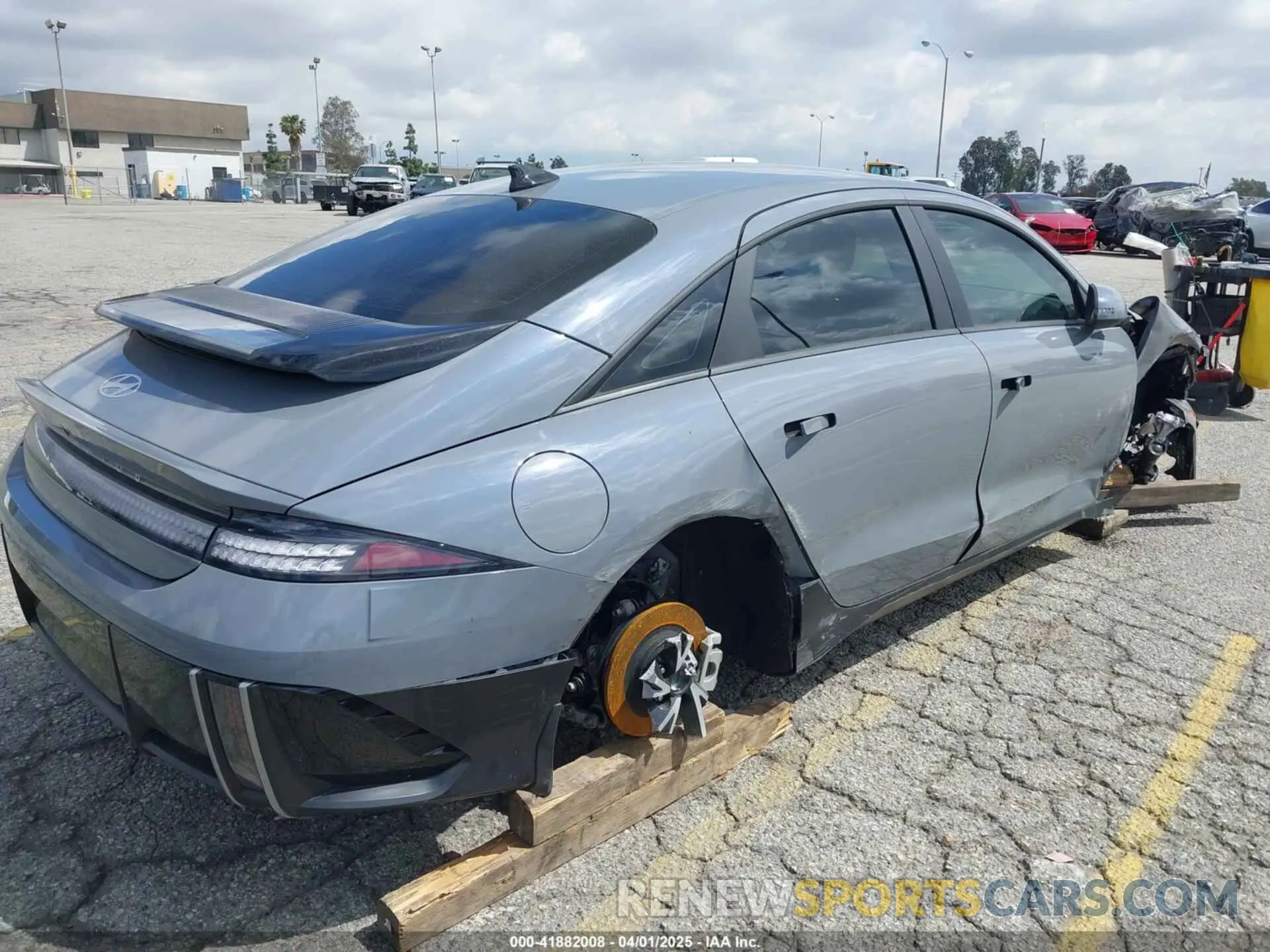 4 Photograph of a damaged car KMHM34AA9PA046420 HYUNDAI IONIQ 6 2023