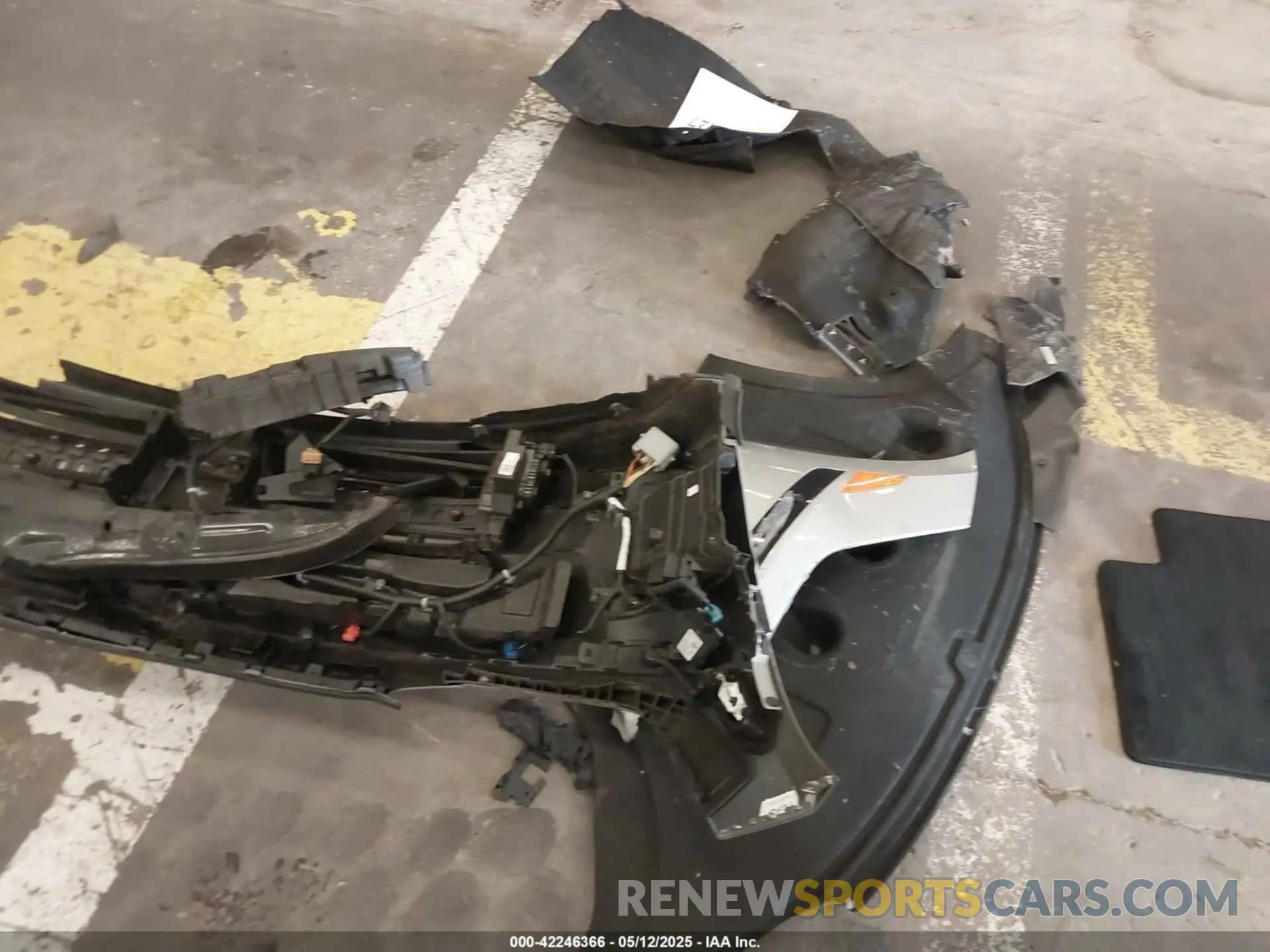 12 Photograph of a damaged car KMHM34ACXPA039185 HYUNDAI IONIQ 6 2023
