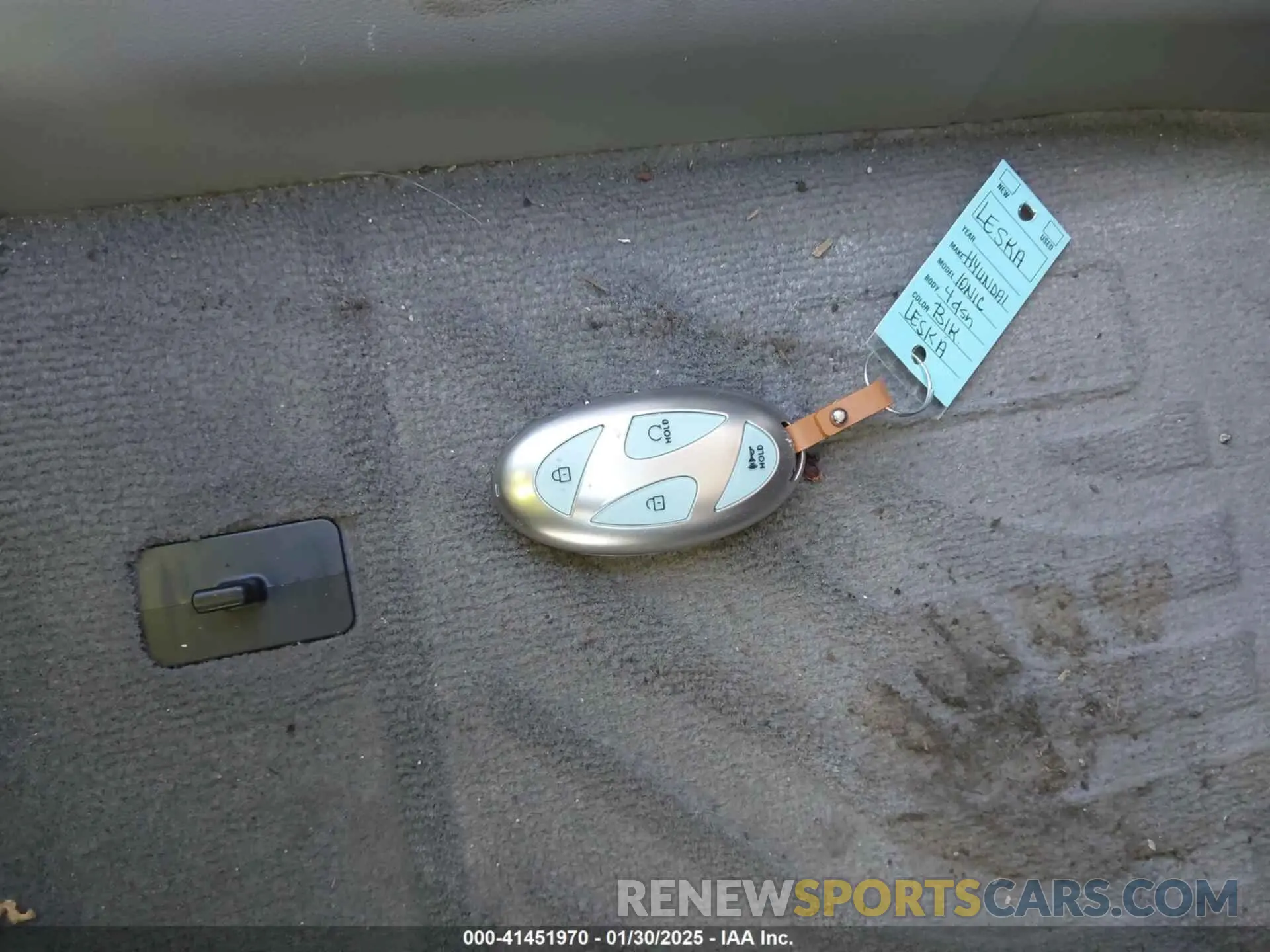 11 Photograph of a damaged car KMHM54AC8PA030401 HYUNDAI IONIQ 6 2023