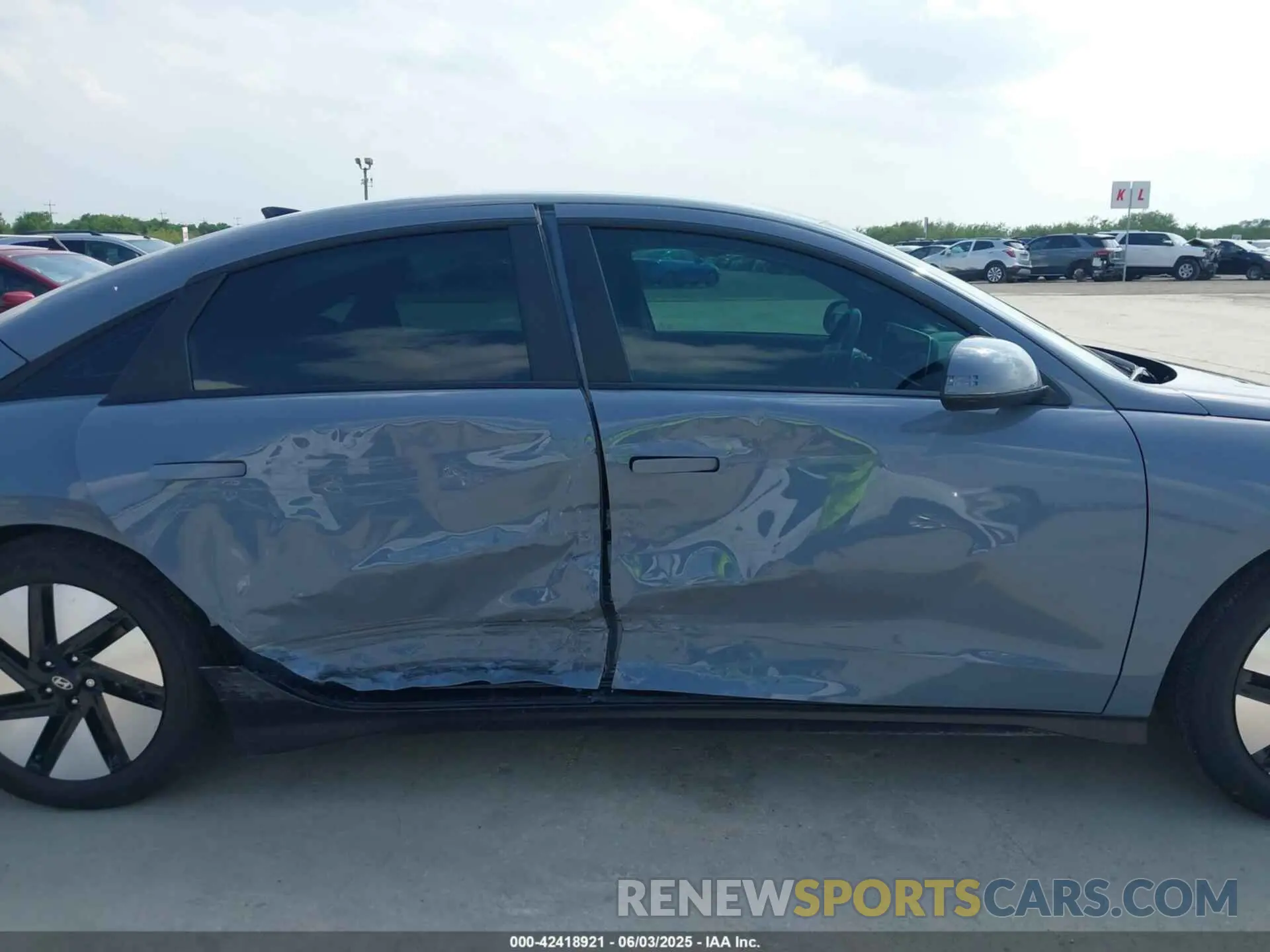 13 Photograph of a damaged car KMHM24AA6RA070518 HYUNDAI IONIQ 6 2024