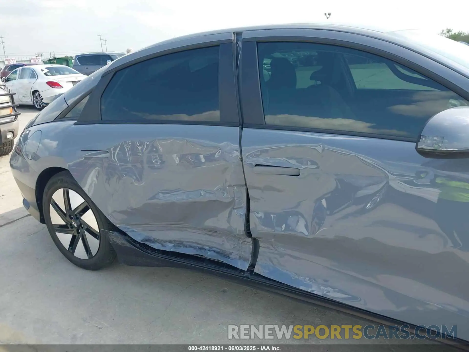 6 Photograph of a damaged car KMHM24AA6RA070518 HYUNDAI IONIQ 6 2024