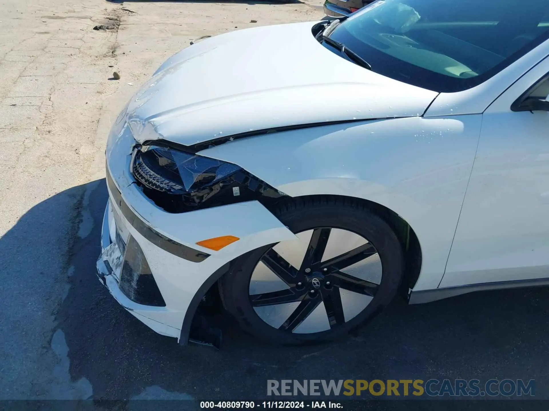 21 Photograph of a damaged car KMHM24AC2RA066998 HYUNDAI IONIQ 6 2024