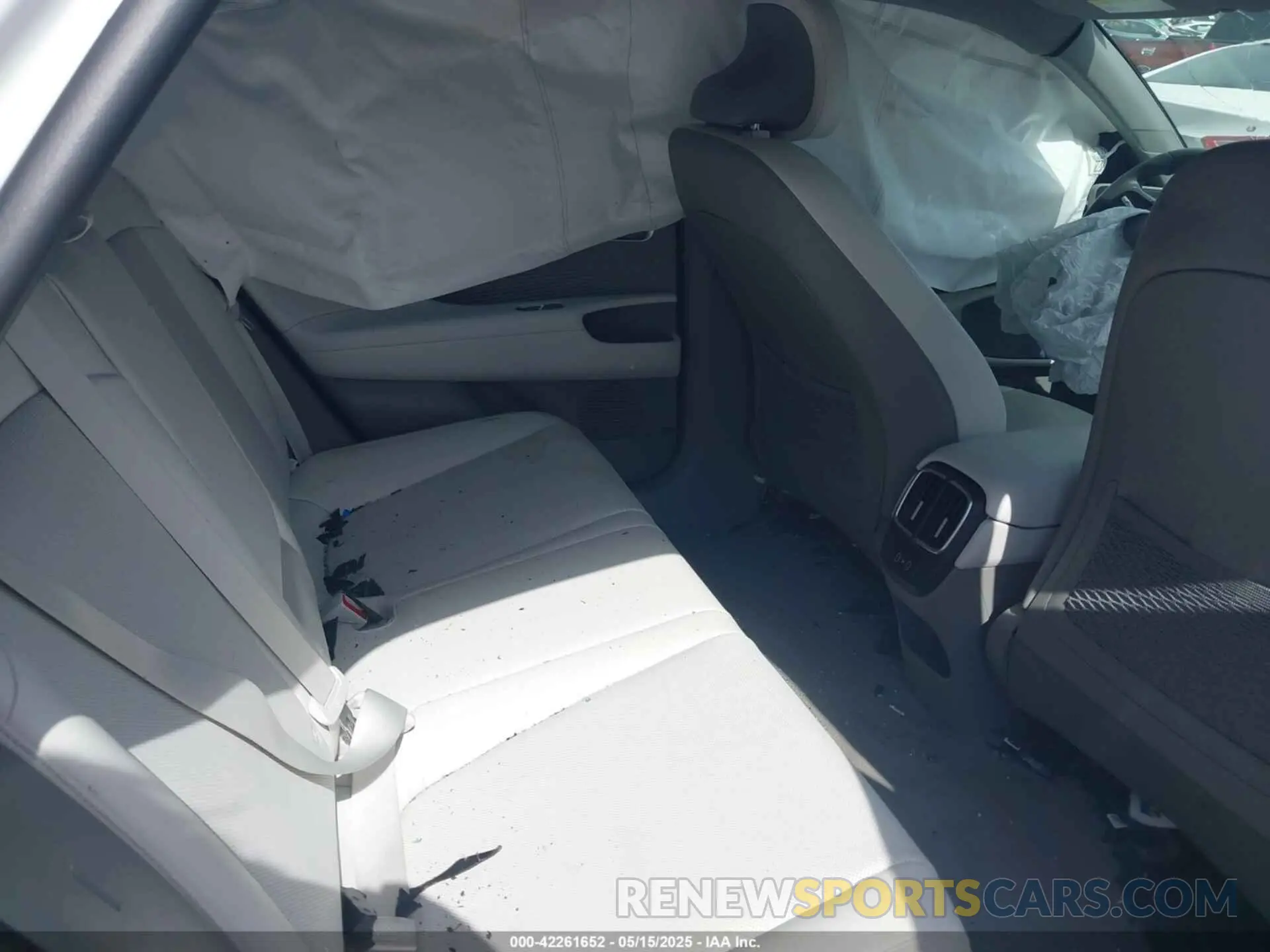 8 Photograph of a damaged car KMHM34AA2RA073669 HYUNDAI IONIQ 6 2024