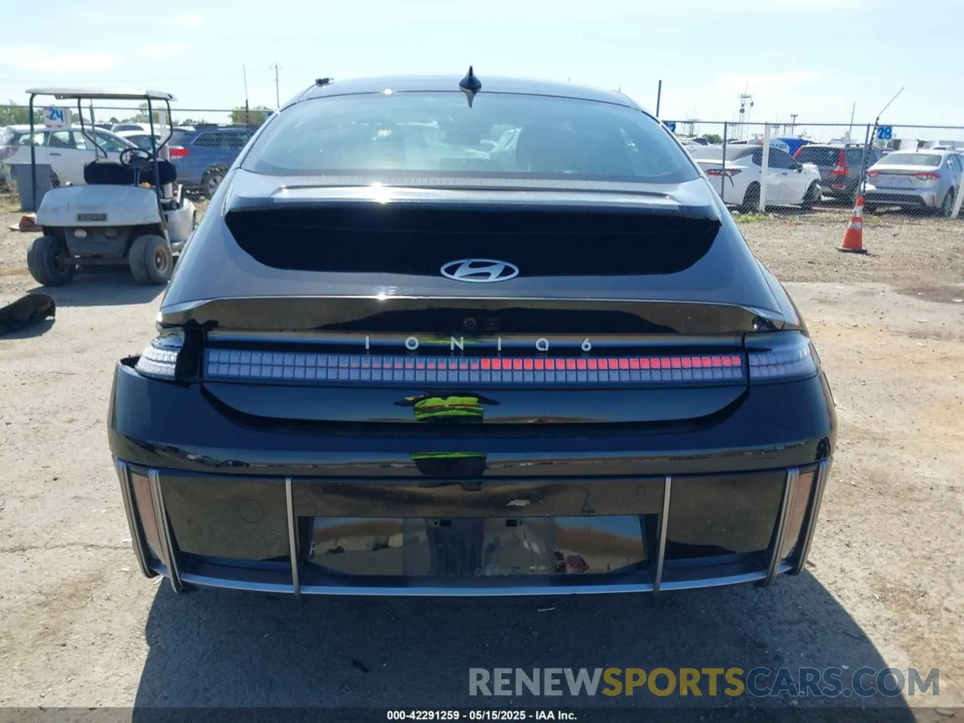 17 Photograph of a damaged car KMHM34AA5RA076761 HYUNDAI IONIQ 6 2024