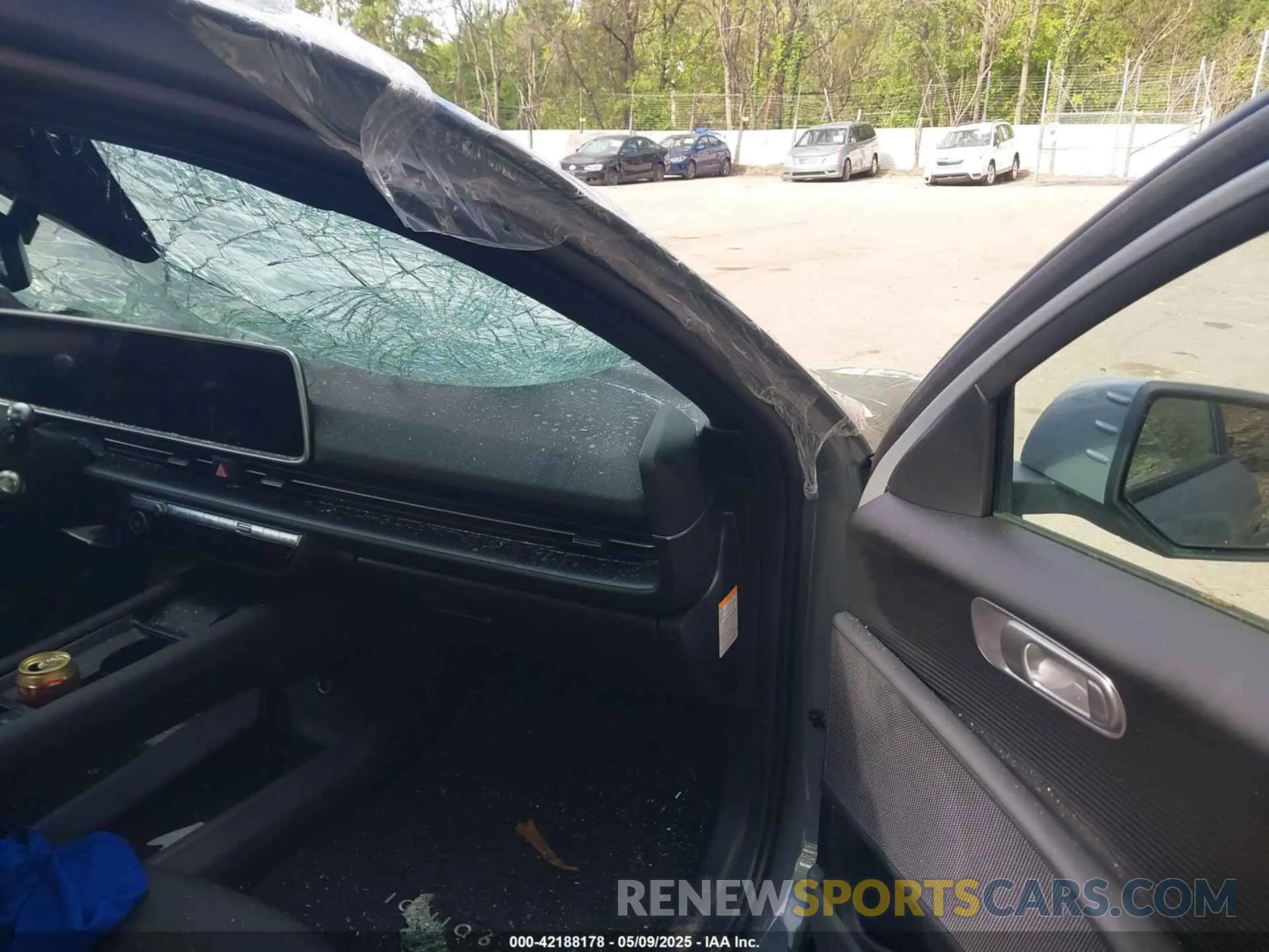 5 Photograph of a damaged car KMHM34AC0RA076572 HYUNDAI IONIQ 6 2024