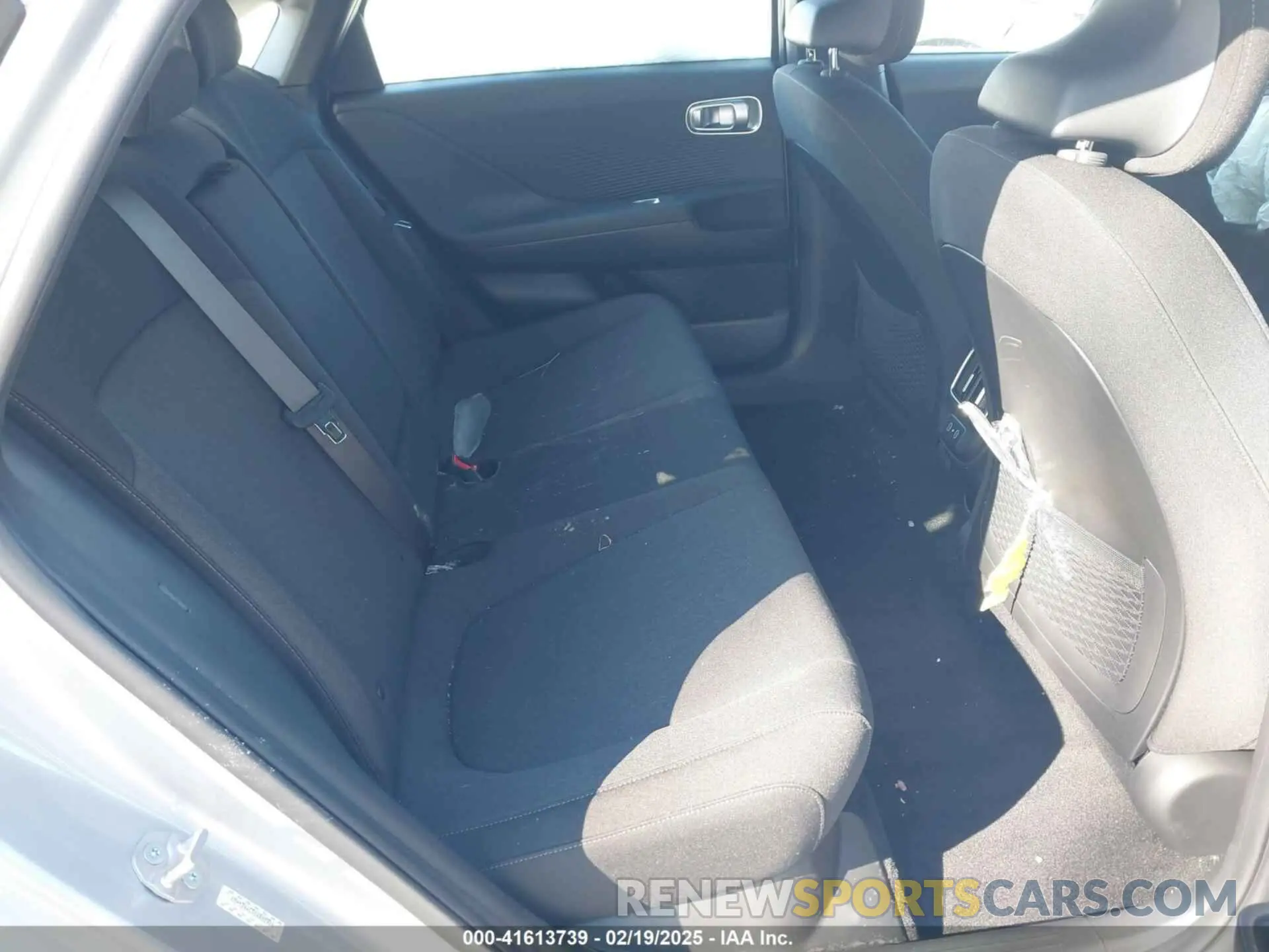 8 Photograph of a damaged car KMHM24AC5SA088984 HYUNDAI IONIQ 6 2025