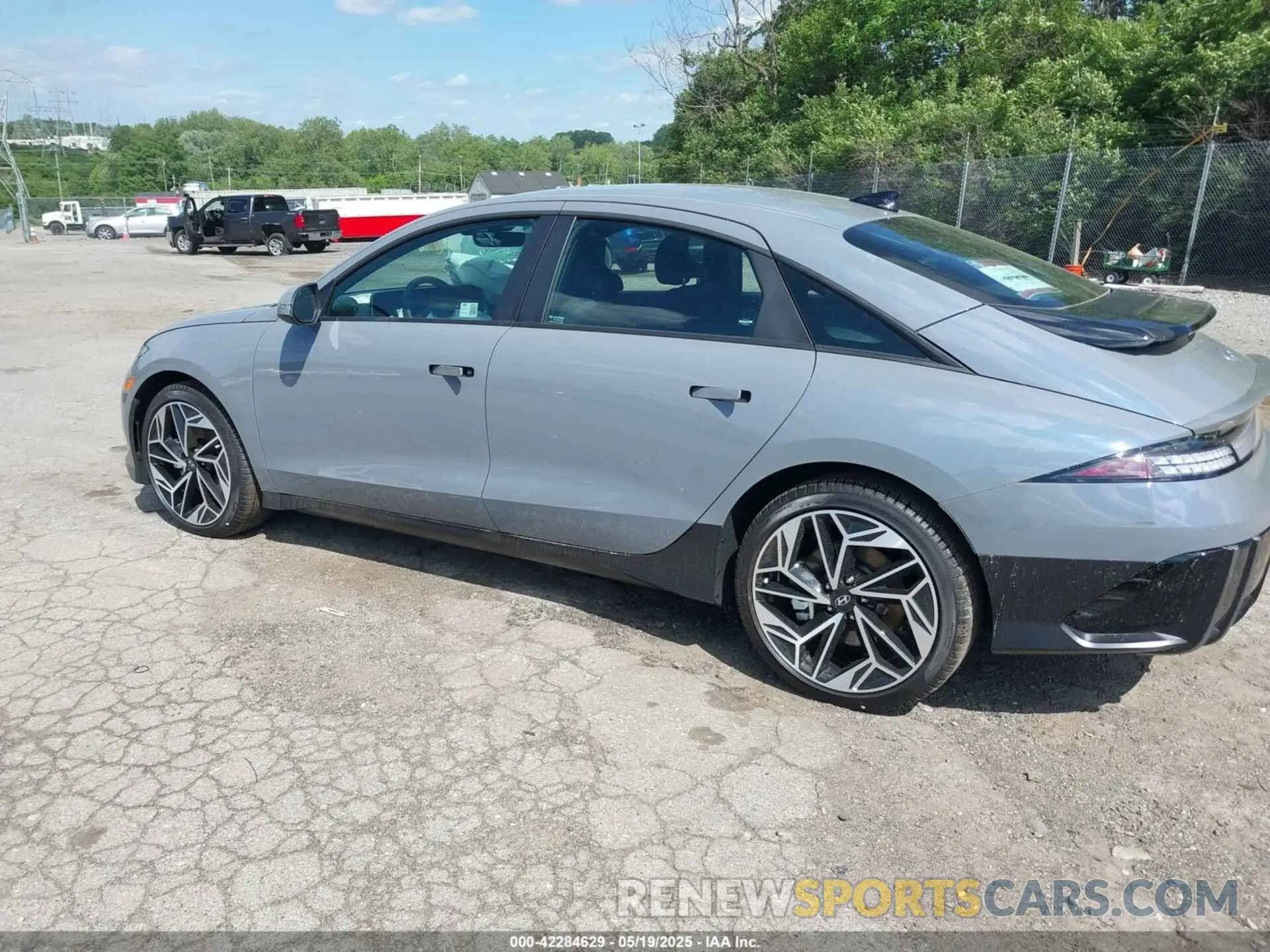 3 Photograph of a damaged car KMHM34AC6SA099070 HYUNDAI IONIQ 6 2025