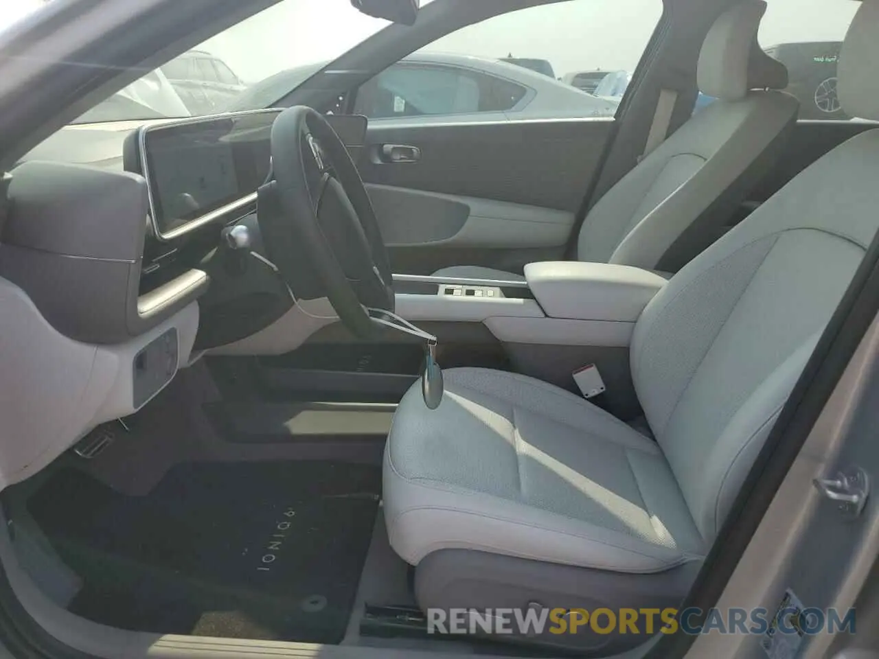 7 Photograph of a damaged car KMHM54AC3RA081372 HYUNDAI IONIQ 6 LI 2024