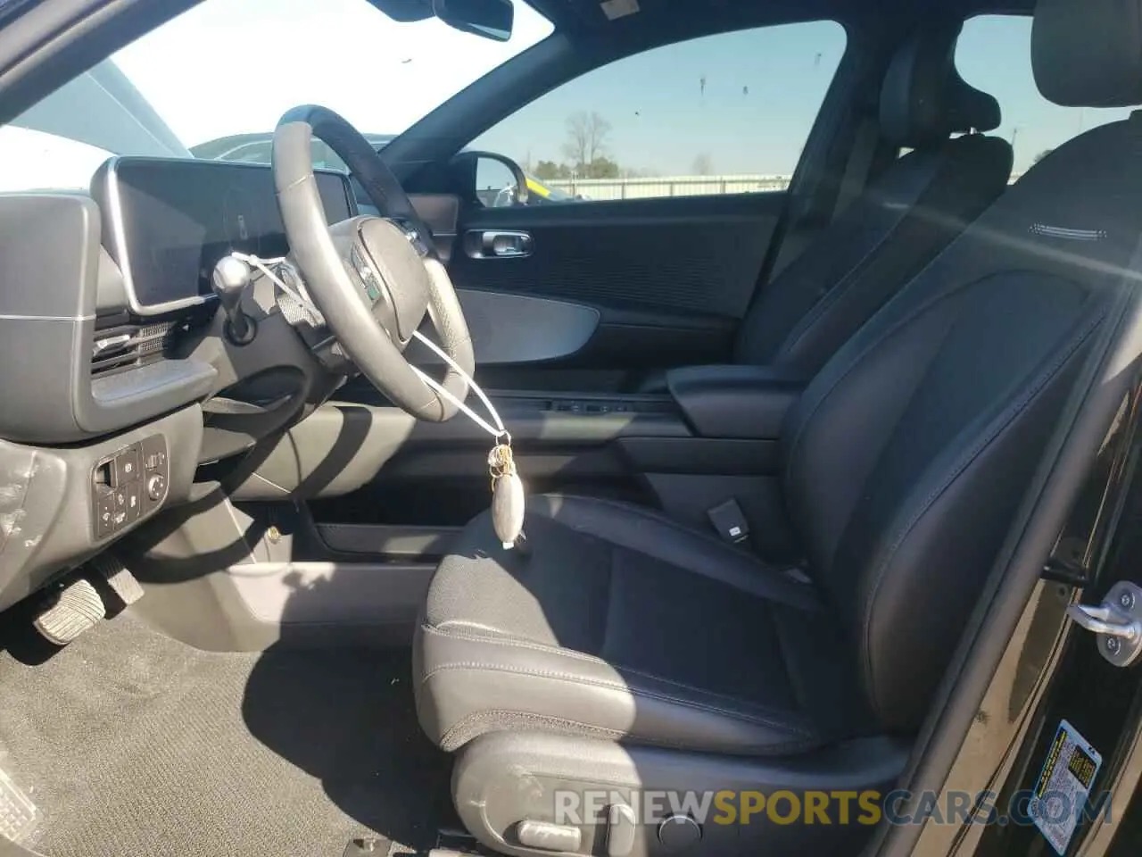 7 Photograph of a damaged car KMHM34AC5PA044374 HYUNDAI IONIQ 6 SE 2023