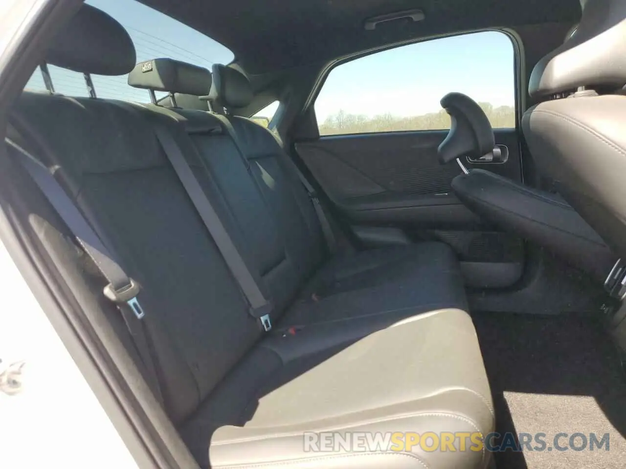 10 Photograph of a damaged car KMHM34AA6RA061511 HYUNDAI IONIQ 6 SE 2024