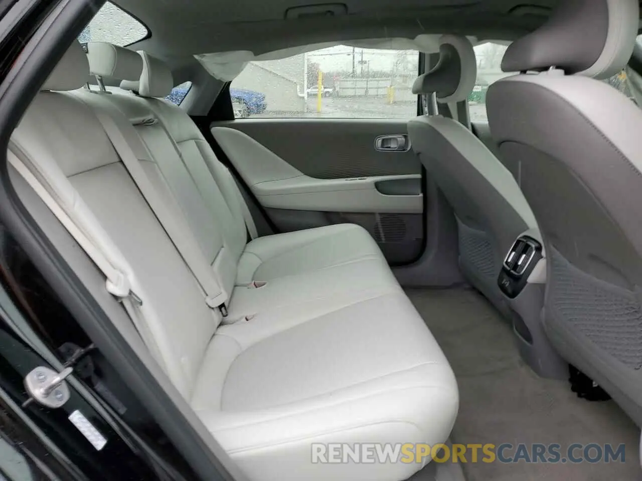 10 Photograph of a damaged car KMHM34AC8RA059308 HYUNDAI IONIQ 6 SE 2024