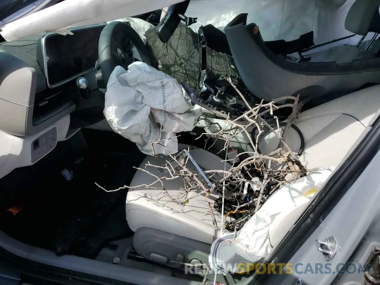 7 Photograph of a damaged car KMHM34AA8SA087775 HYUNDAI IONIQ 6 SE 2025