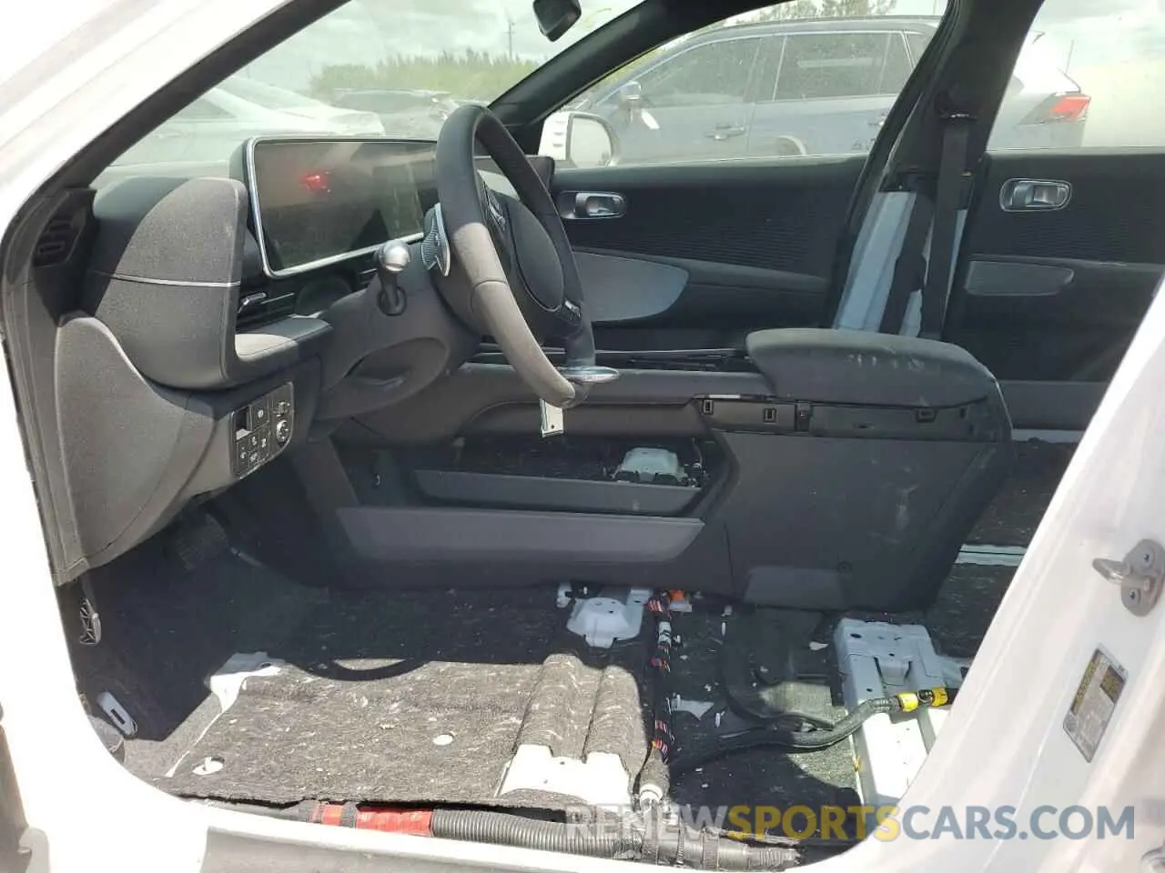 7 Photograph of a damaged car KMHM34AAXSA090984 HYUNDAI IONIQ 6 SE 2025