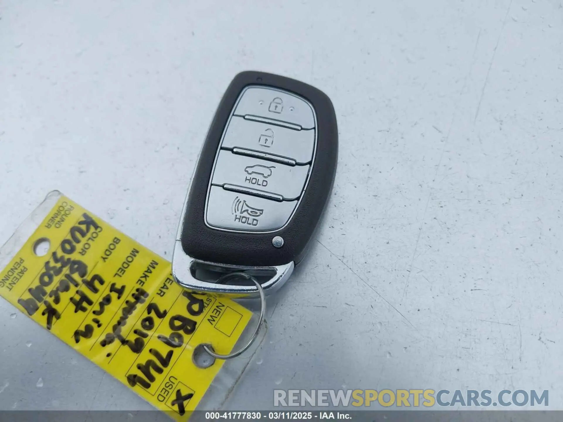 11 Photograph of a damaged car KMHC05LH3KU033044 HYUNDAI IONIQ ELECTRIC 2019