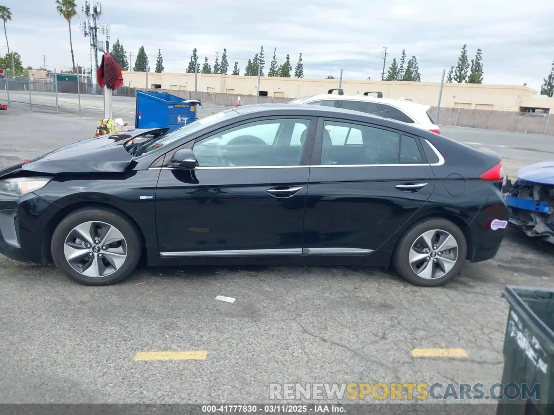14 Photograph of a damaged car KMHC05LH3KU033044 HYUNDAI IONIQ ELECTRIC 2019
