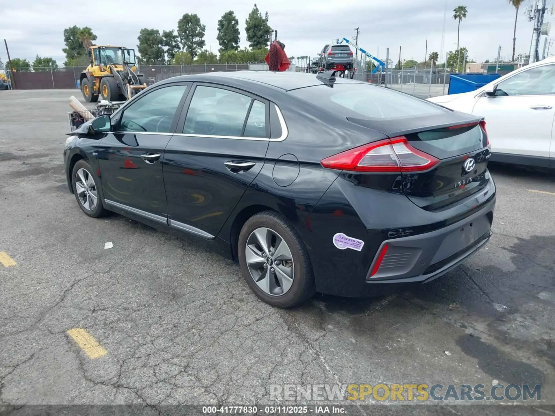 3 Photograph of a damaged car KMHC05LH3KU033044 HYUNDAI IONIQ ELECTRIC 2019