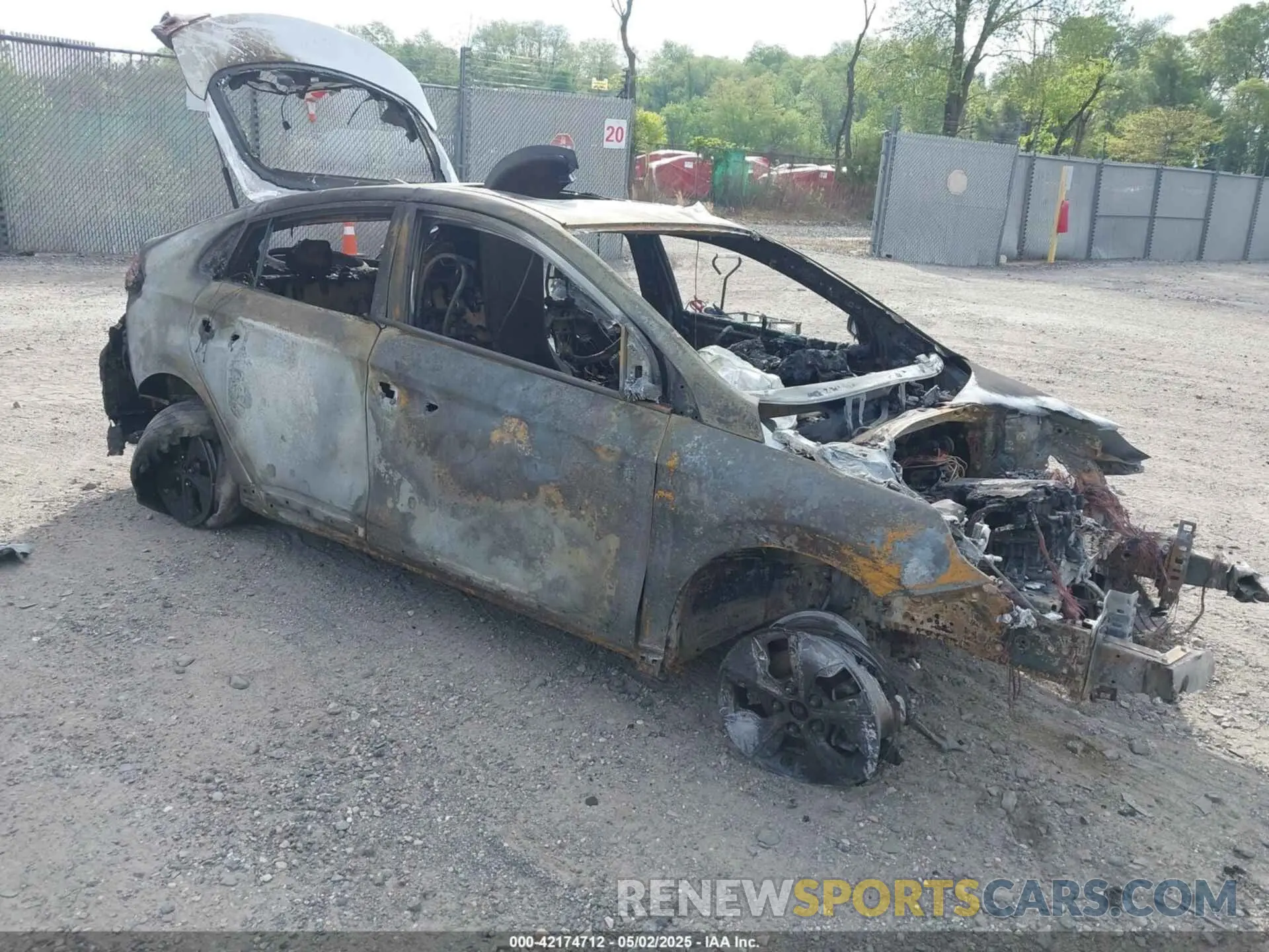 1 Photograph of a damaged car KMHC05LH5KU044708 HYUNDAI IONIQ ELECTRIC 2019