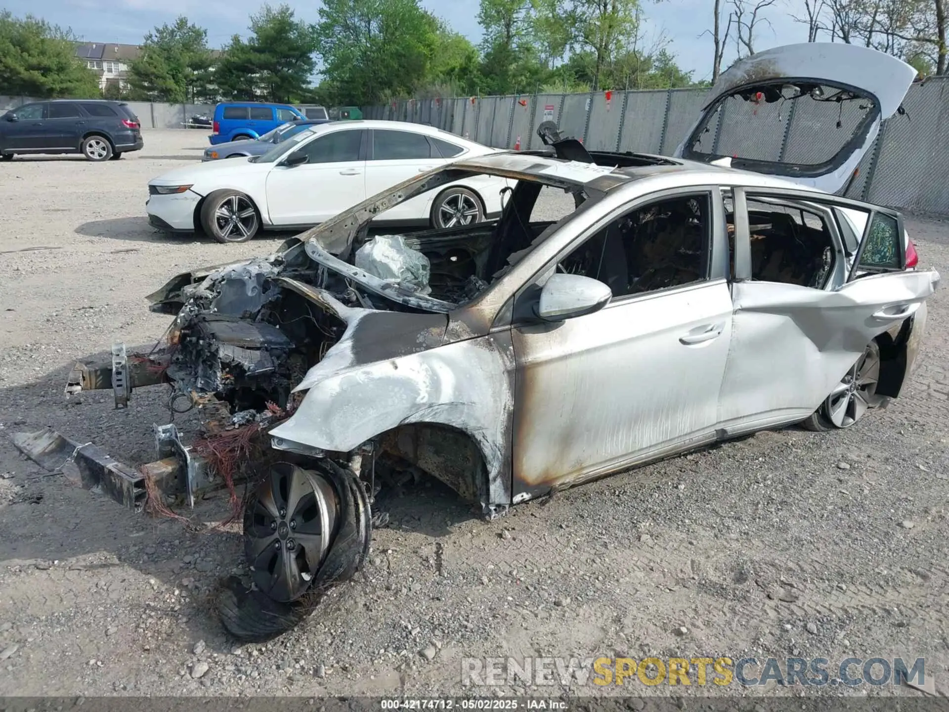 2 Photograph of a damaged car KMHC05LH5KU044708 HYUNDAI IONIQ ELECTRIC 2019
