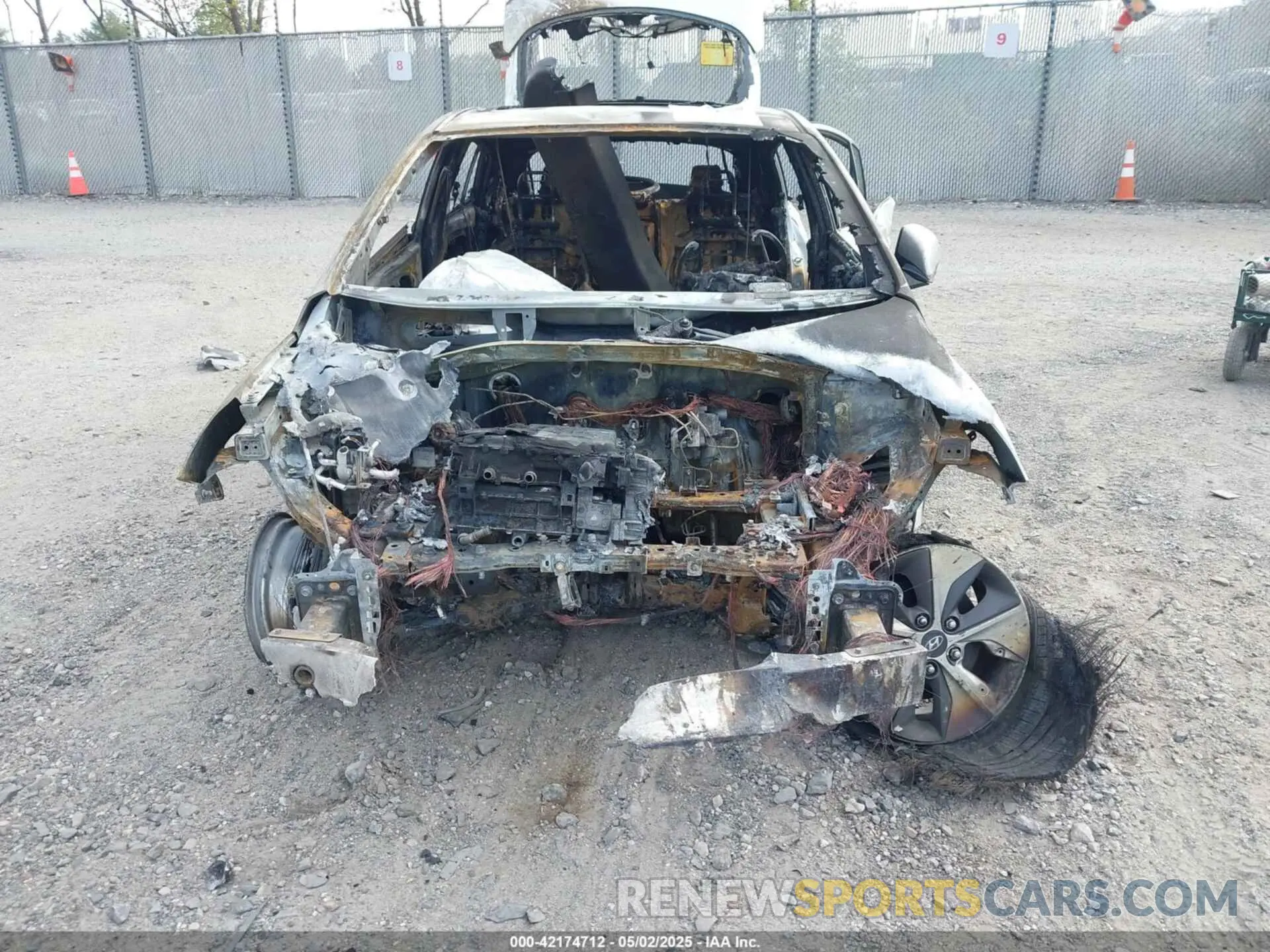 6 Photograph of a damaged car KMHC05LH5KU044708 HYUNDAI IONIQ ELECTRIC 2019