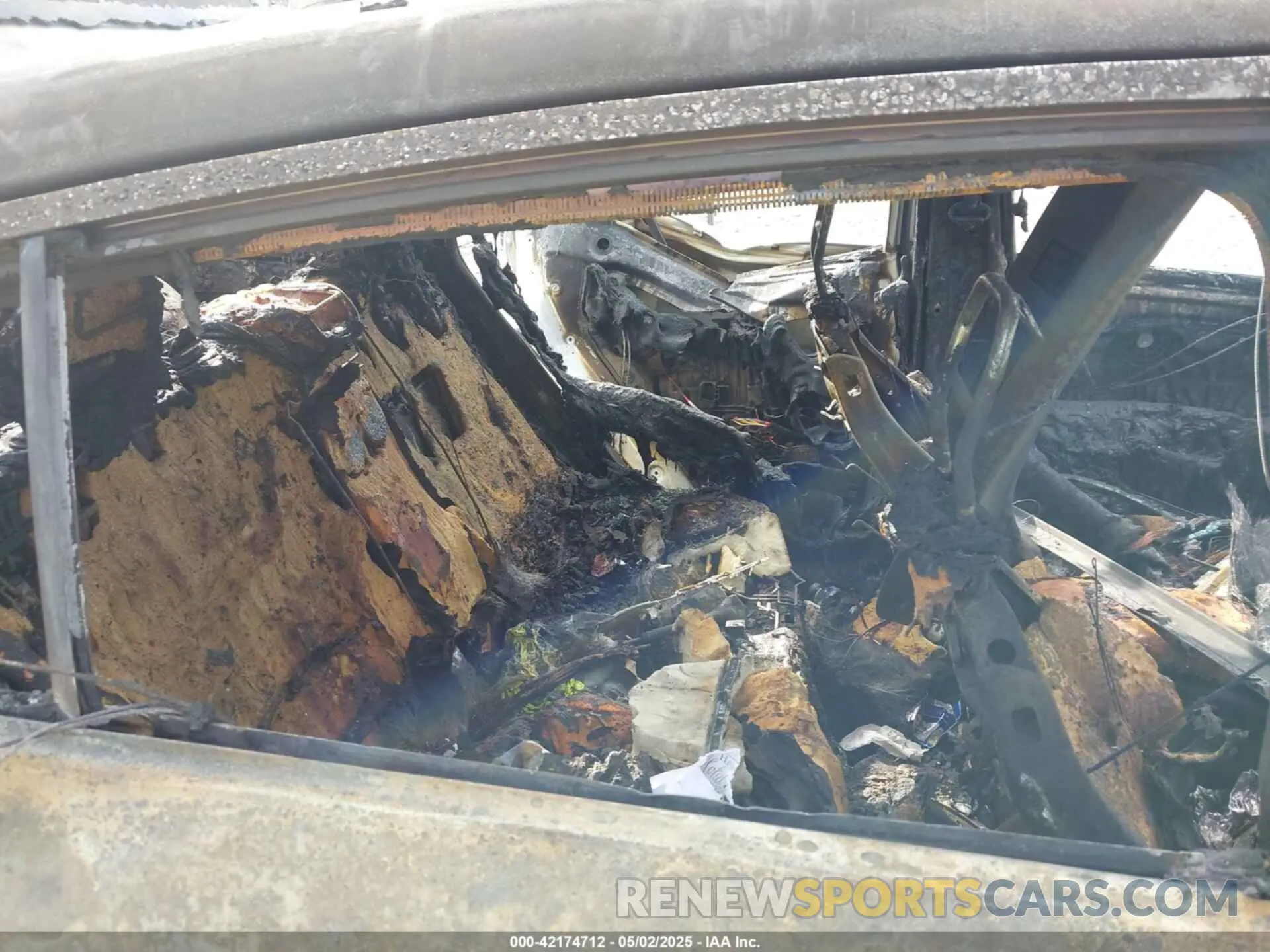 7 Photograph of a damaged car KMHC05LH5KU044708 HYUNDAI IONIQ ELECTRIC 2019