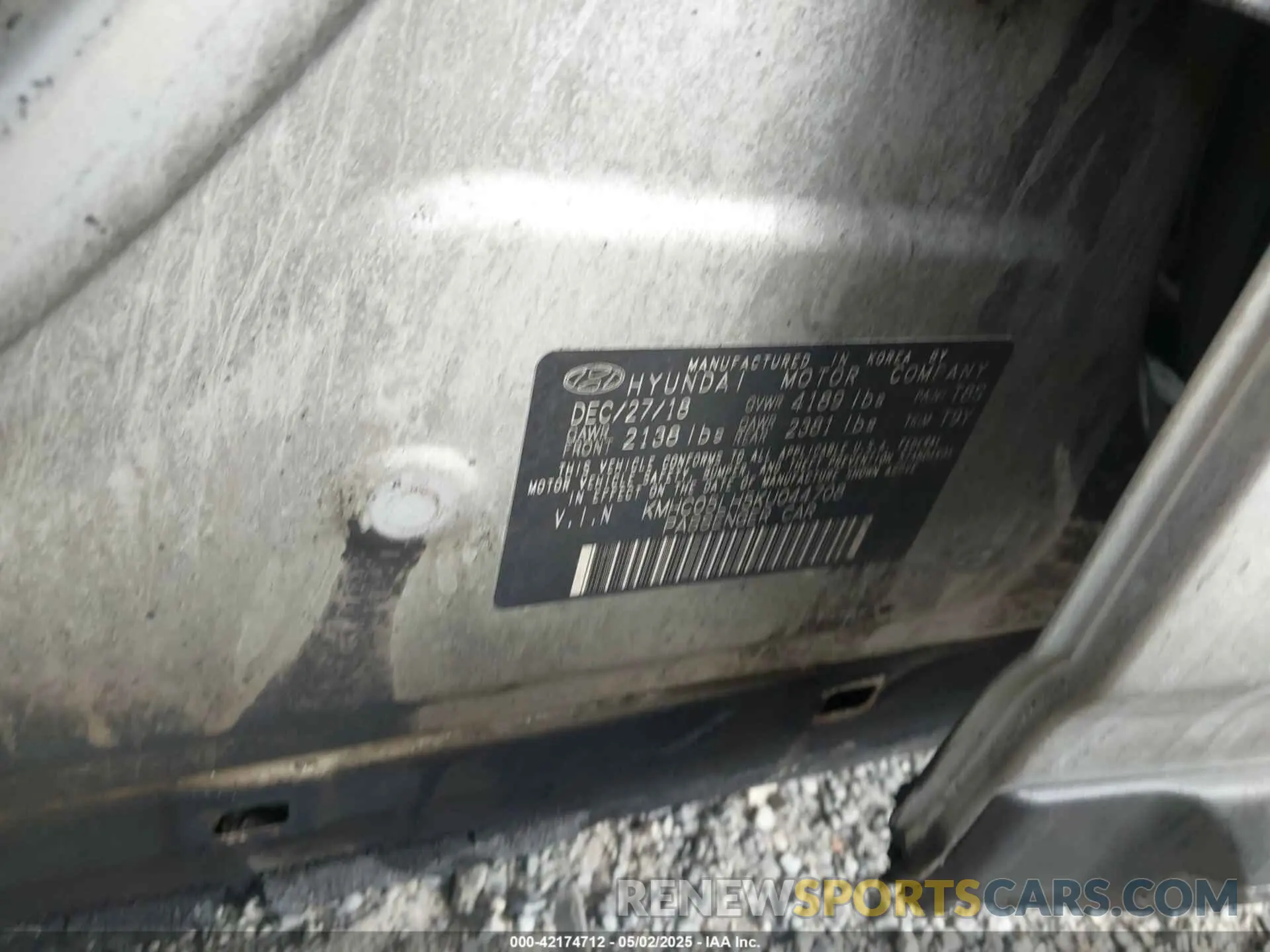 8 Photograph of a damaged car KMHC05LH5KU044708 HYUNDAI IONIQ ELECTRIC 2019