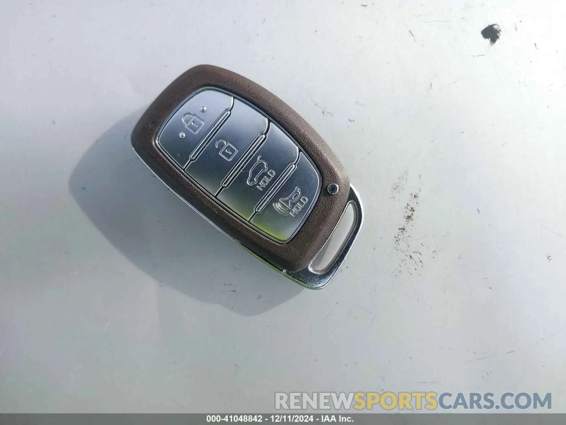 11 Photograph of a damaged car KMHC75LJXLU068566 HYUNDAI IONIQ ELECTRIC 2020