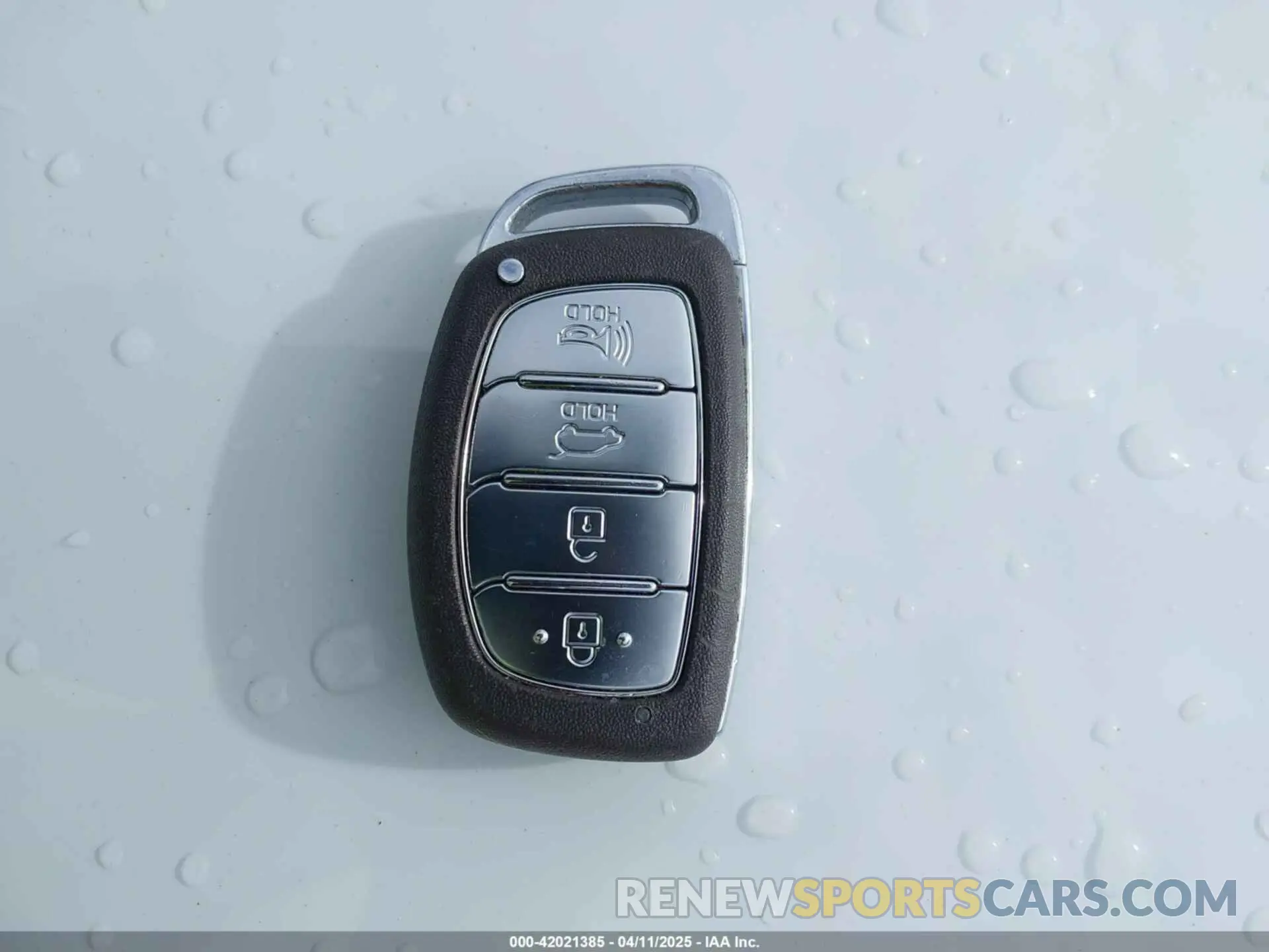 11 Photograph of a damaged car KMHC85LJ0LU065768 HYUNDAI IONIQ ELECTRIC 2020