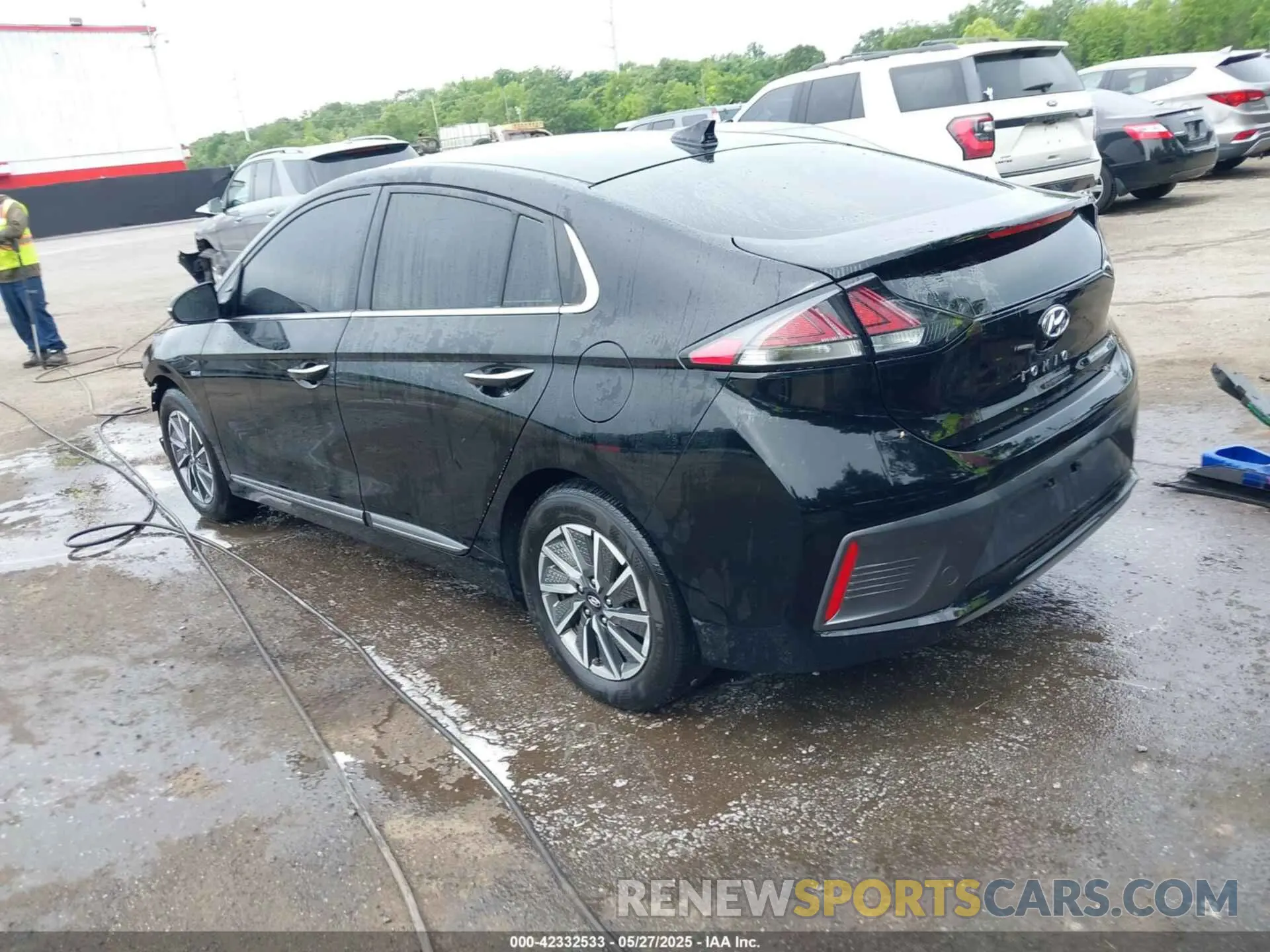 3 Photograph of a damaged car KMHC85LJXLU061873 HYUNDAI IONIQ ELECTRIC 2020