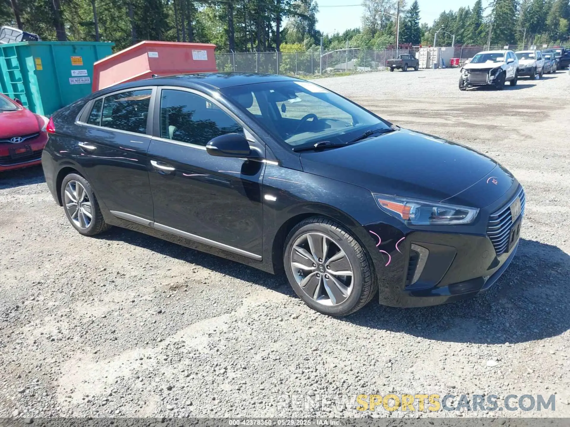 1 Photograph of a damaged car KMHC05LC2KU109955 HYUNDAI IONIQ HYBRID 2019