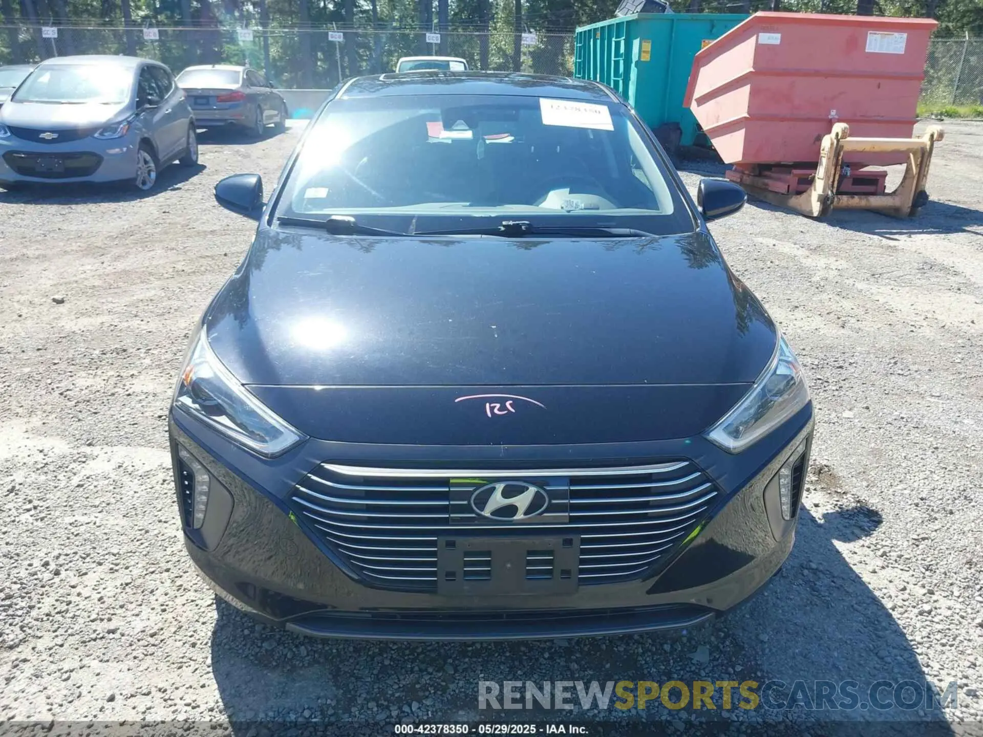 12 Photograph of a damaged car KMHC05LC2KU109955 HYUNDAI IONIQ HYBRID 2019