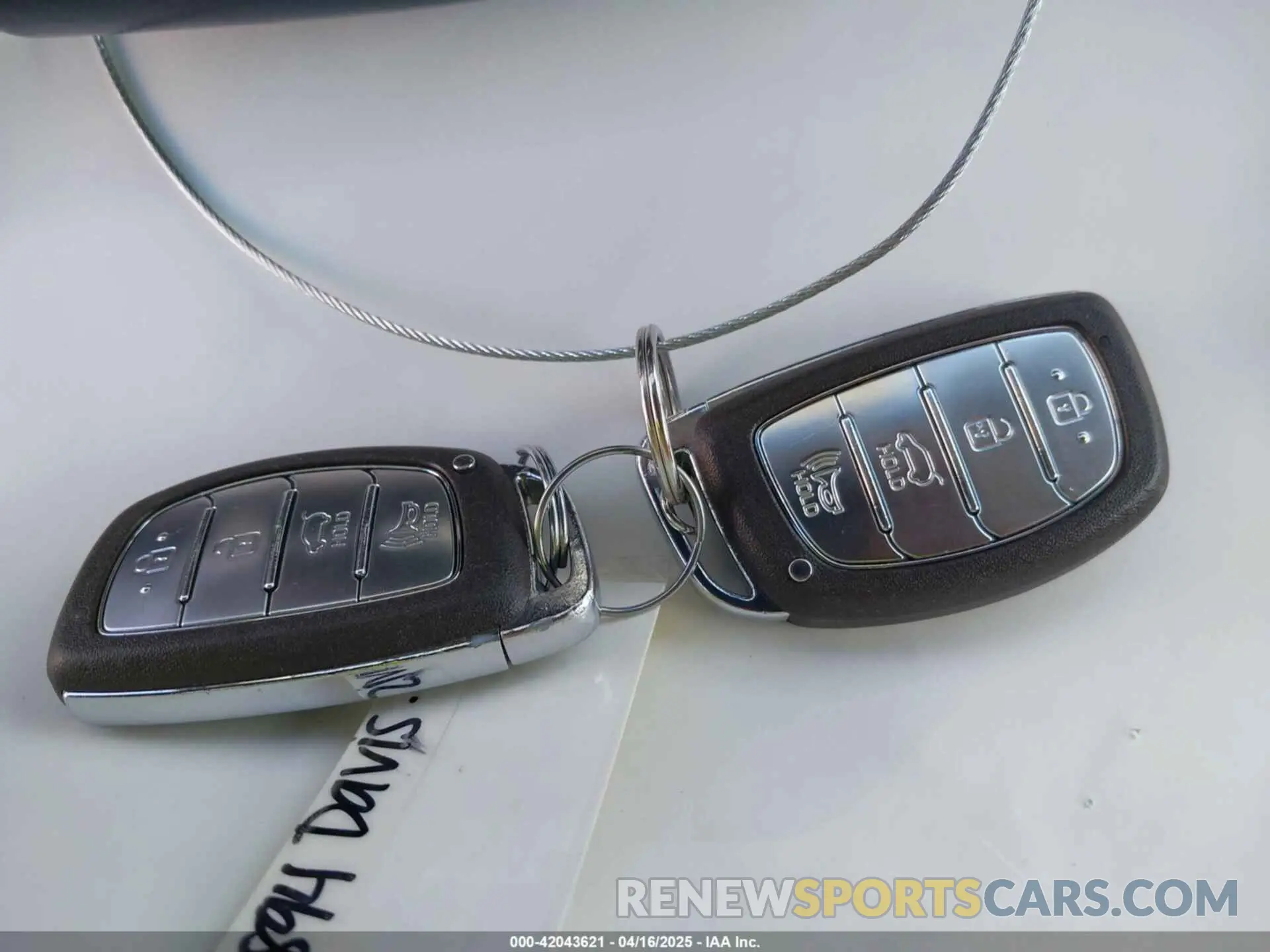 11 Photograph of a damaged car KMHC05LC7KU137282 HYUNDAI IONIQ HYBRID 2019