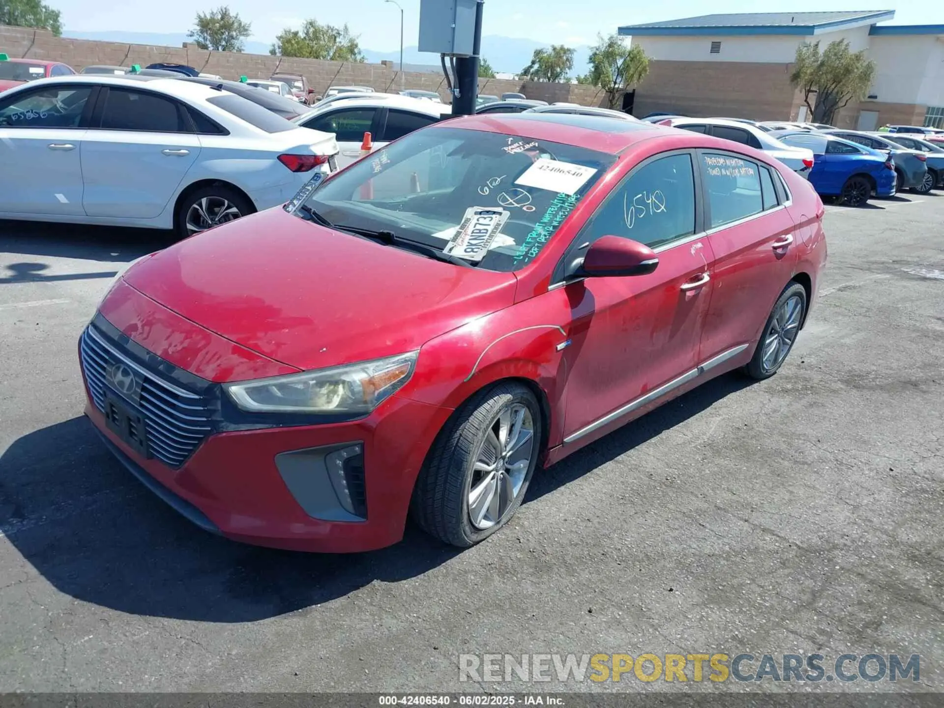 2 Photograph of a damaged car KMHC05LC8KU124248 HYUNDAI IONIQ HYBRID 2019