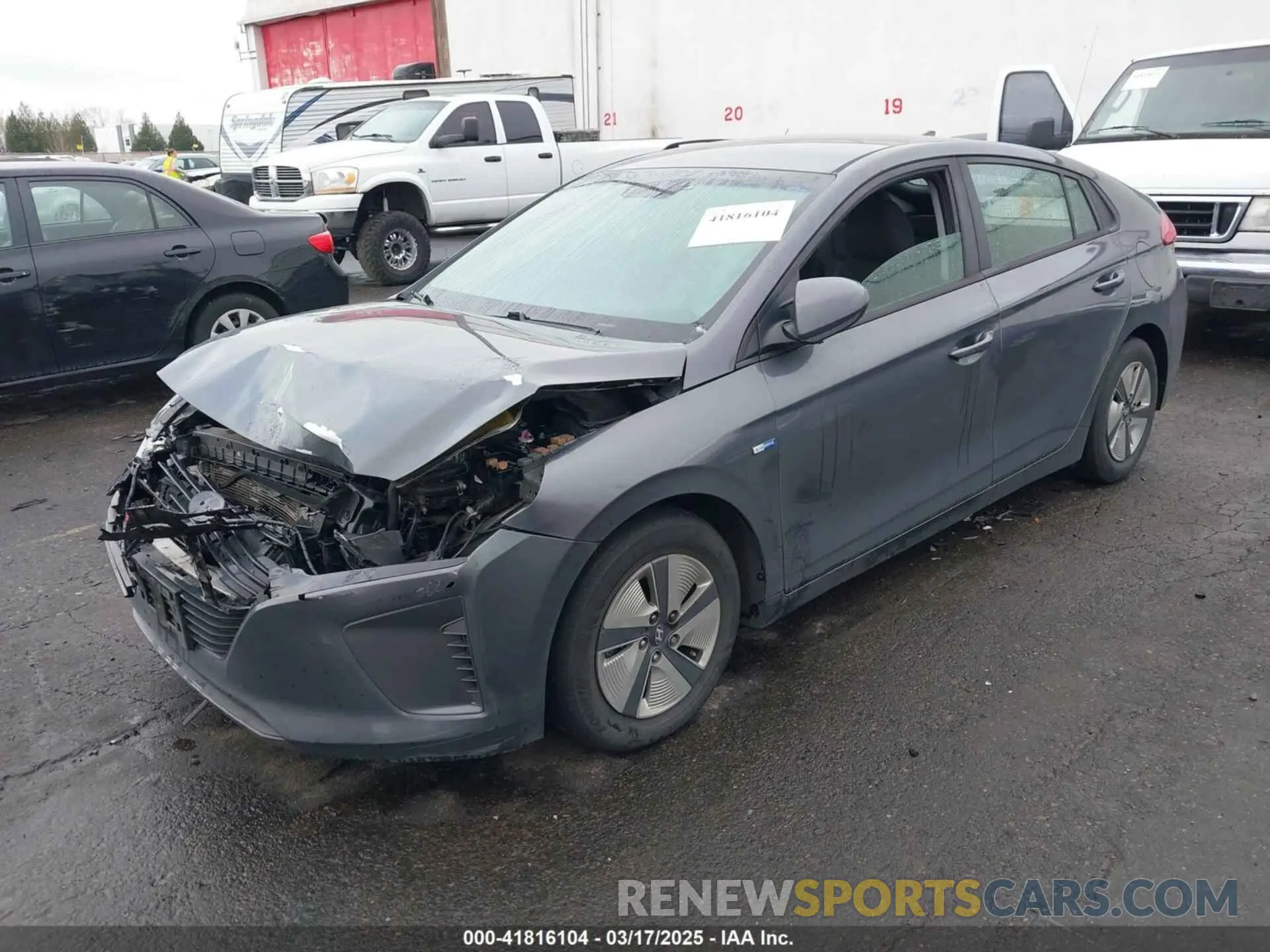 2 Photograph of a damaged car KMHC65LC0KU166010 HYUNDAI IONIQ HYBRID 2019