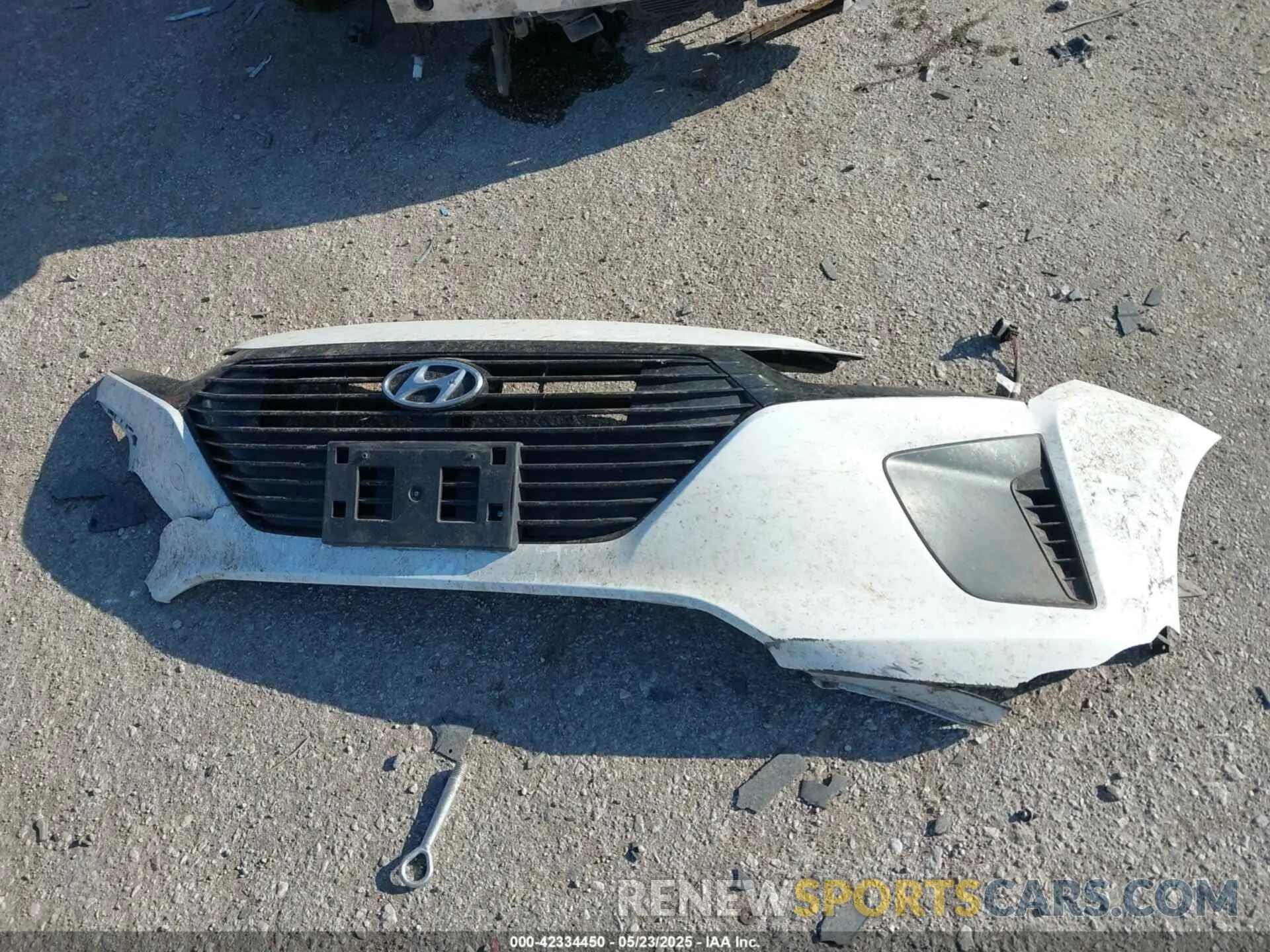 11 Photograph of a damaged car KMHC65LC1KU173483 HYUNDAI IONIQ HYBRID 2019