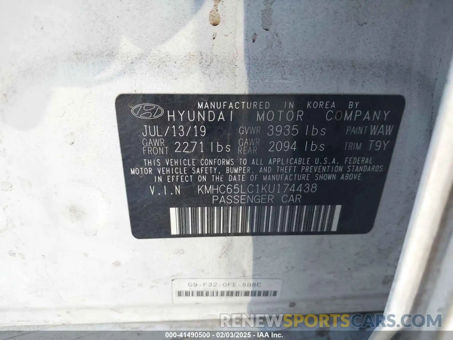 9 Photograph of a damaged car KMHC65LC1KU174438 HYUNDAI IONIQ HYBRID 2019