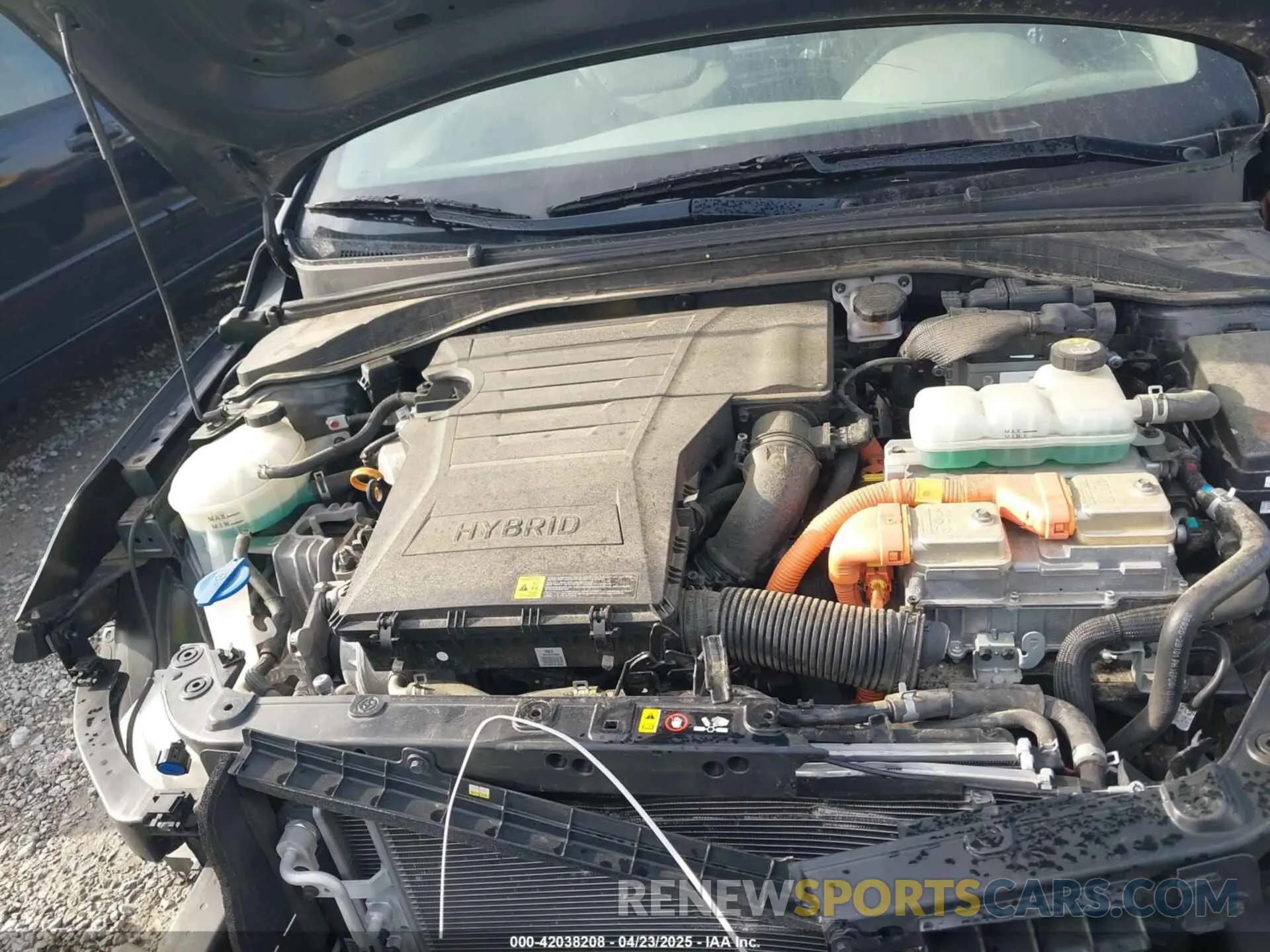 10 Photograph of a damaged car KMHC65LC3KU119098 HYUNDAI IONIQ HYBRID 2019