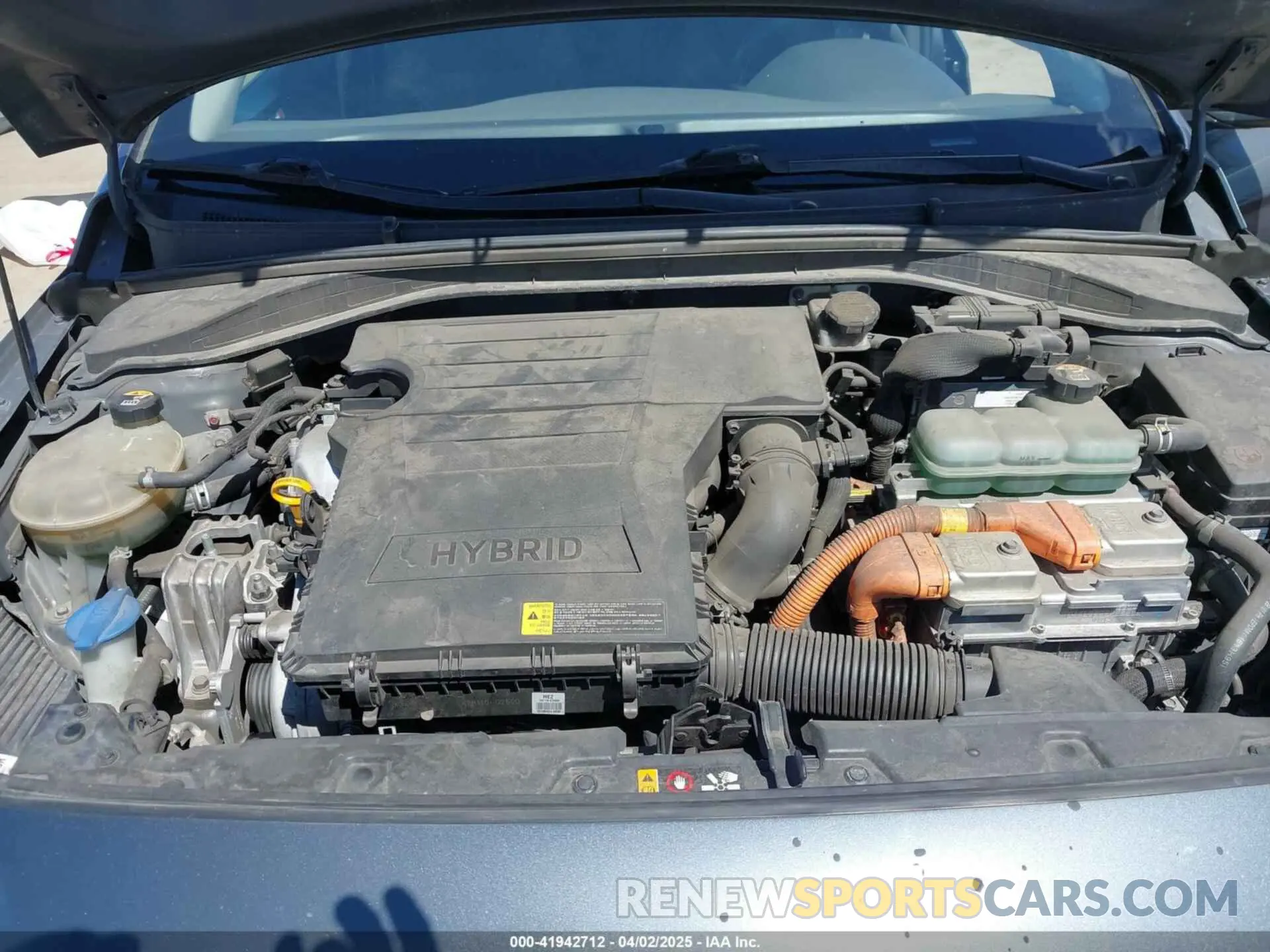10 Photograph of a damaged car KMHC65LC4KU162428 HYUNDAI IONIQ HYBRID 2019