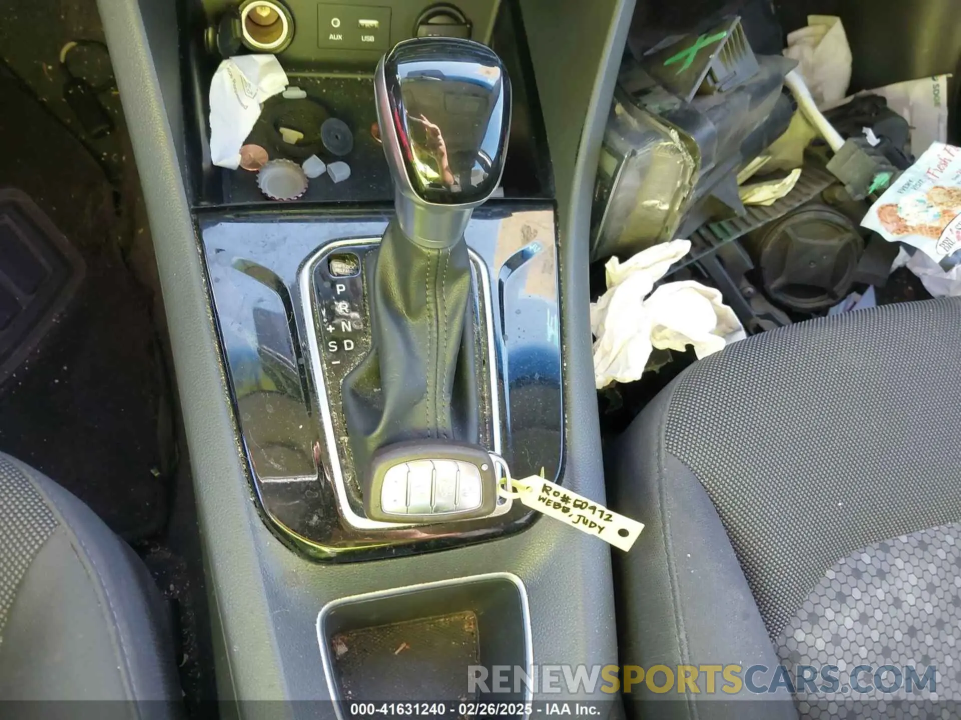 11 Photograph of a damaged car KMHC65LC7KU111411 HYUNDAI IONIQ HYBRID 2019