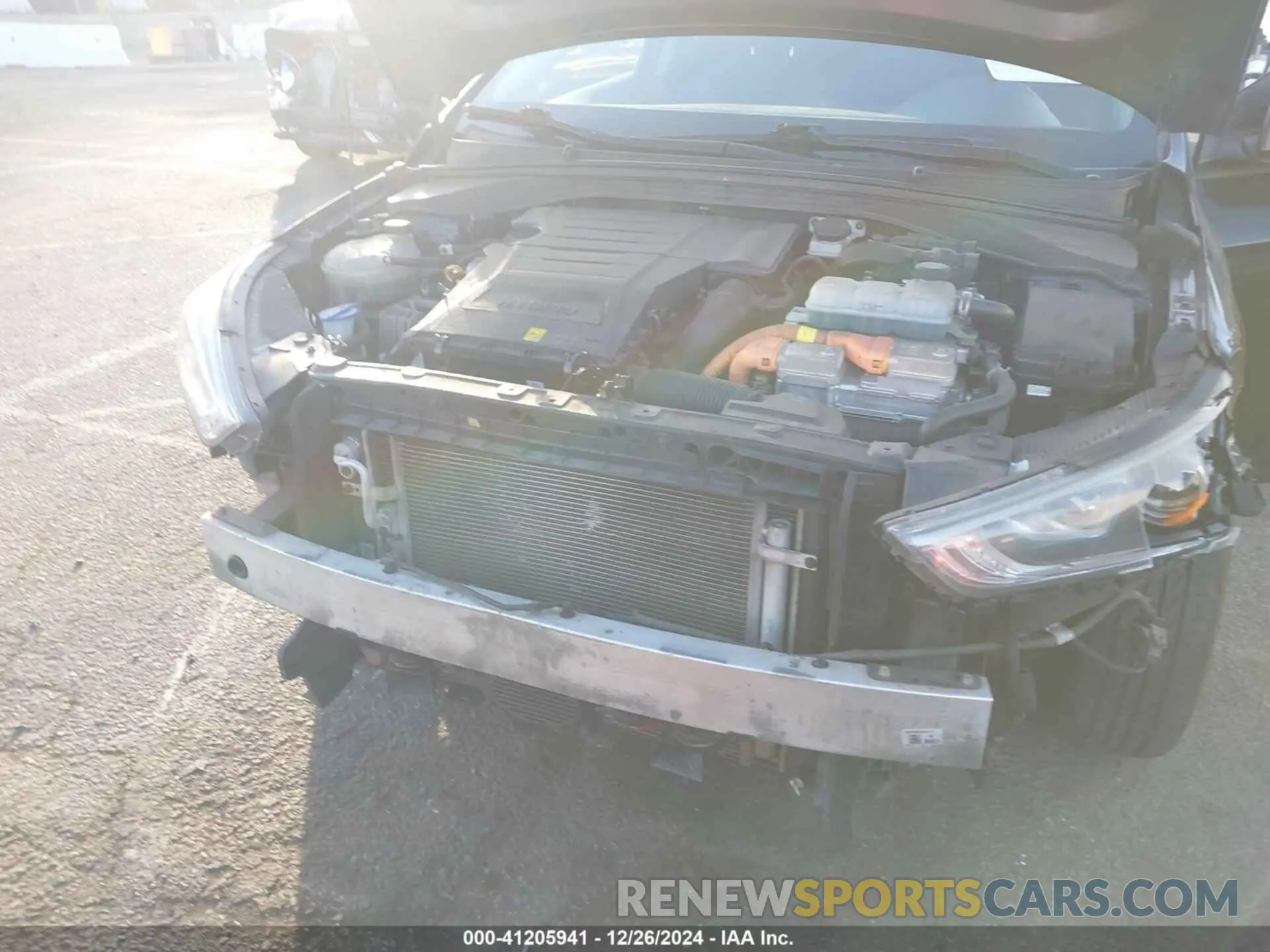 6 Photograph of a damaged car KMHC65LC8KU169673 HYUNDAI IONIQ HYBRID 2019