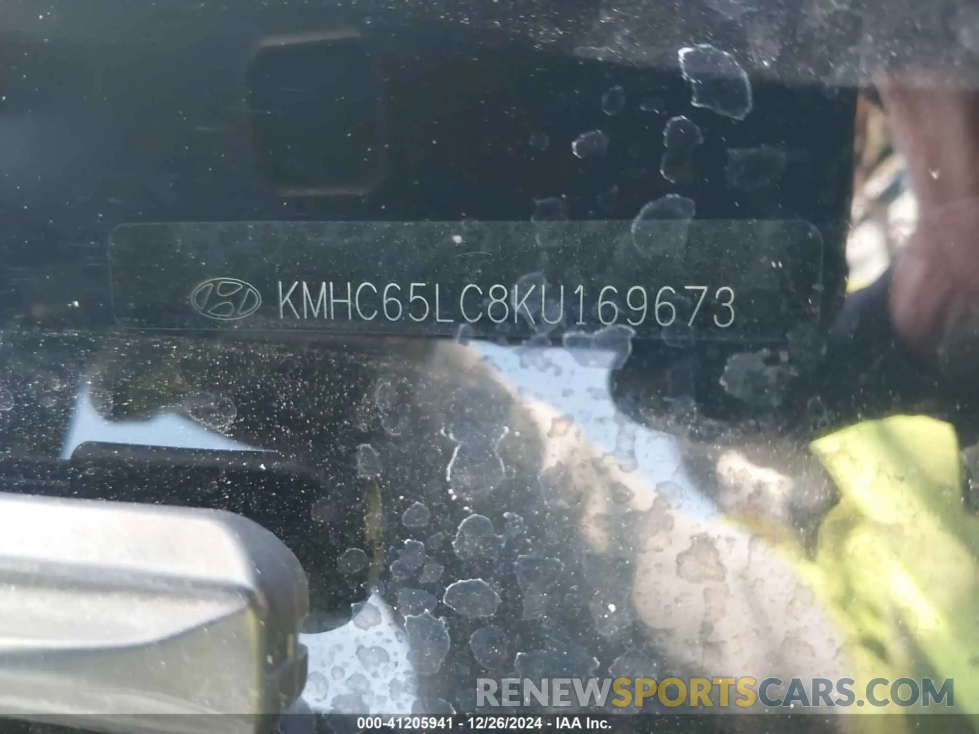 9 Photograph of a damaged car KMHC65LC8KU169673 HYUNDAI IONIQ HYBRID 2019
