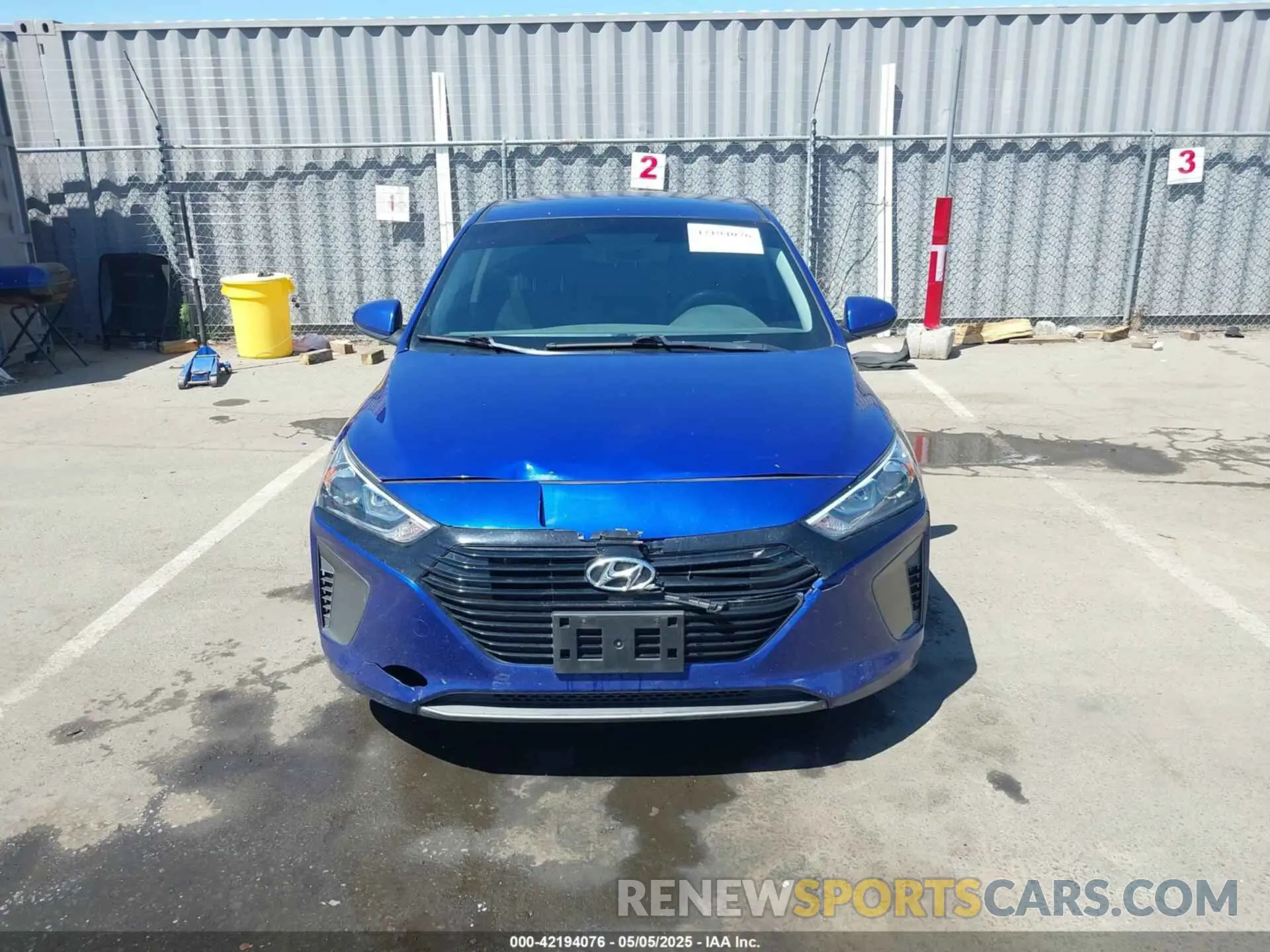 12 Photograph of a damaged car KMHC65LC8KU170791 HYUNDAI IONIQ HYBRID 2019