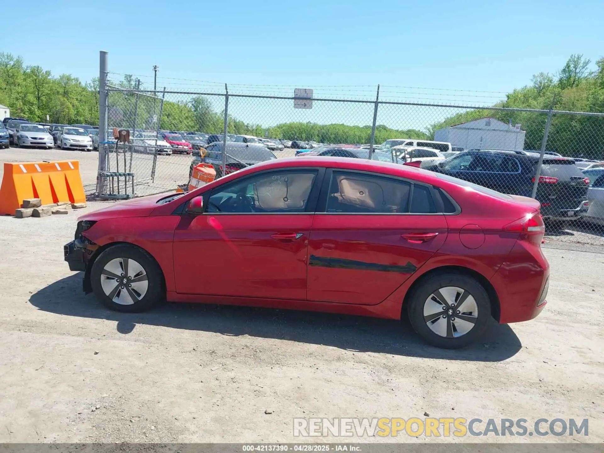 14 Photograph of a damaged car KMHC65LCXKU179508 HYUNDAI IONIQ HYBRID 2019