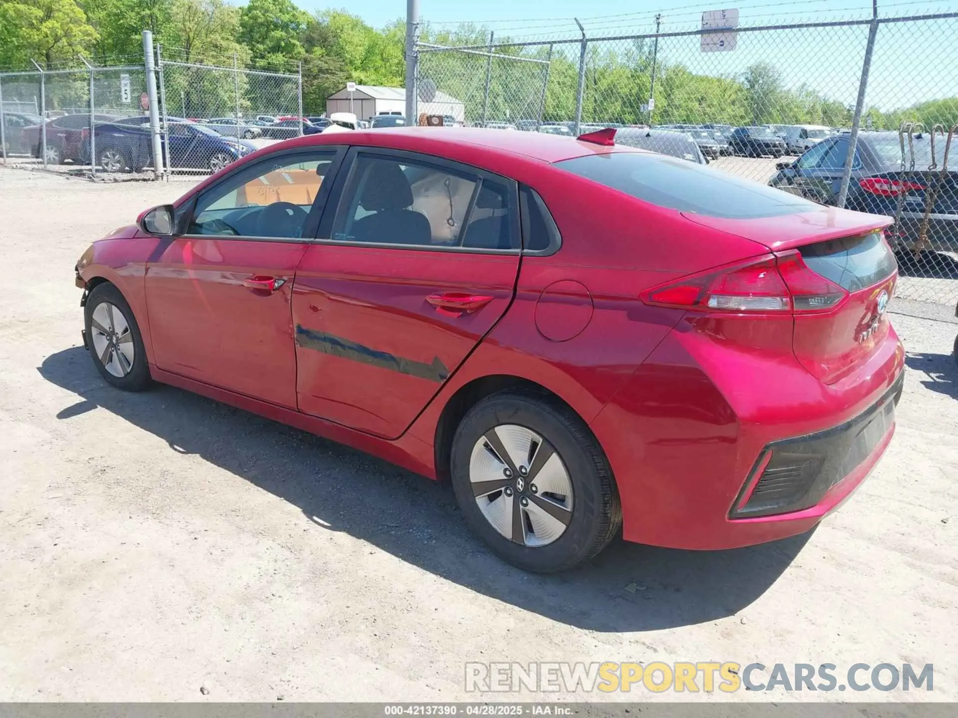 3 Photograph of a damaged car KMHC65LCXKU179508 HYUNDAI IONIQ HYBRID 2019