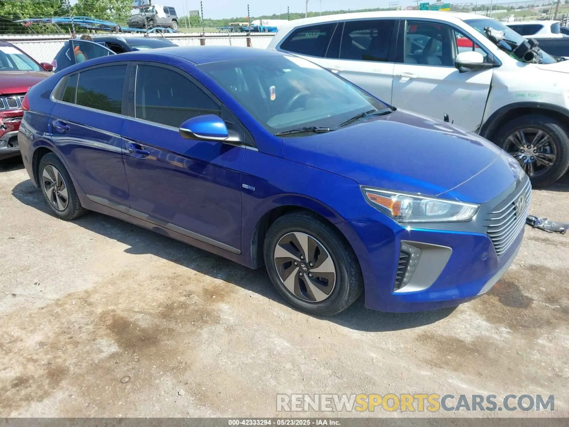 1 Photograph of a damaged car KMHC75LC1KU117153 HYUNDAI IONIQ HYBRID 2019
