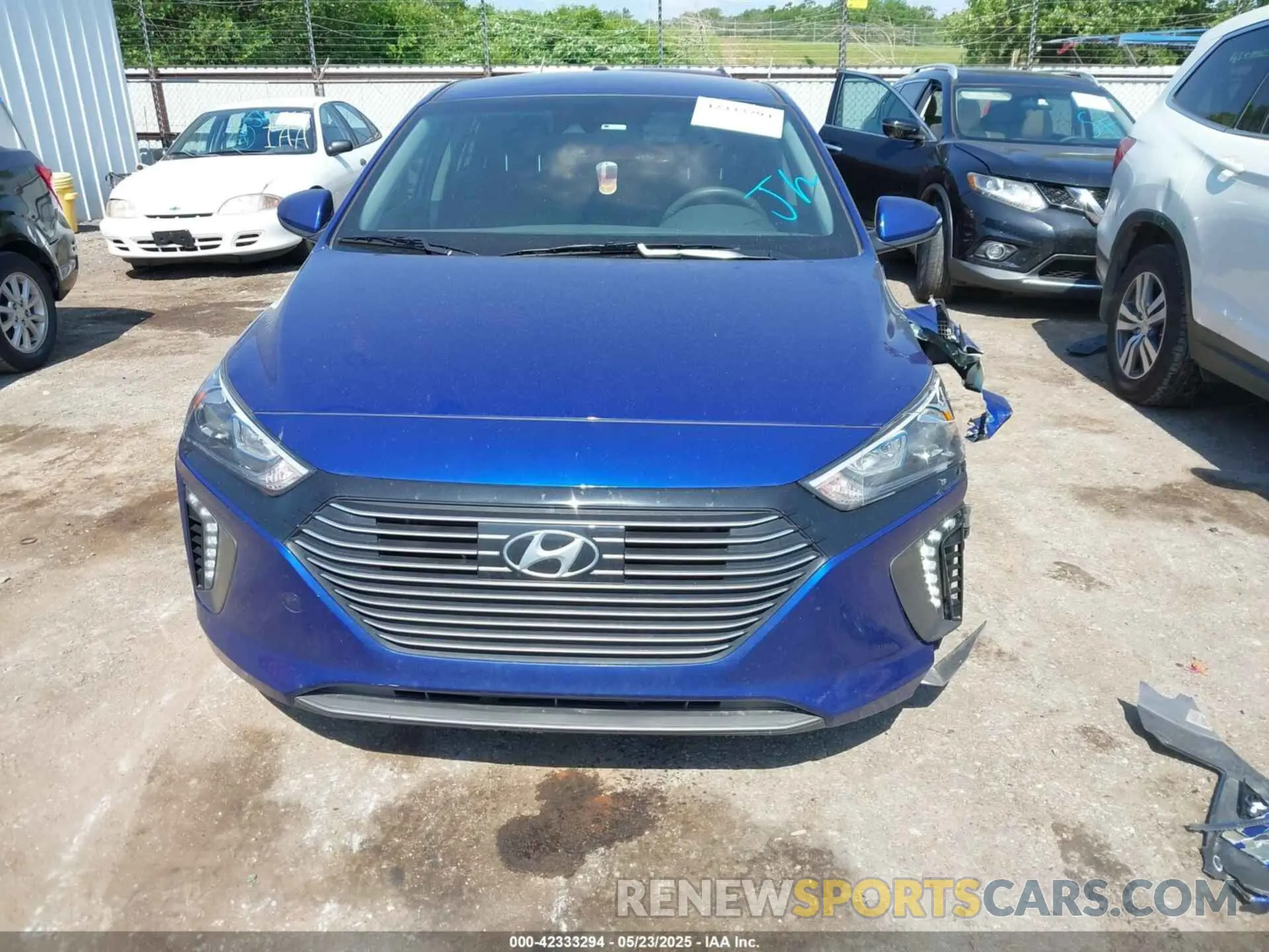 13 Photograph of a damaged car KMHC75LC1KU117153 HYUNDAI IONIQ HYBRID 2019