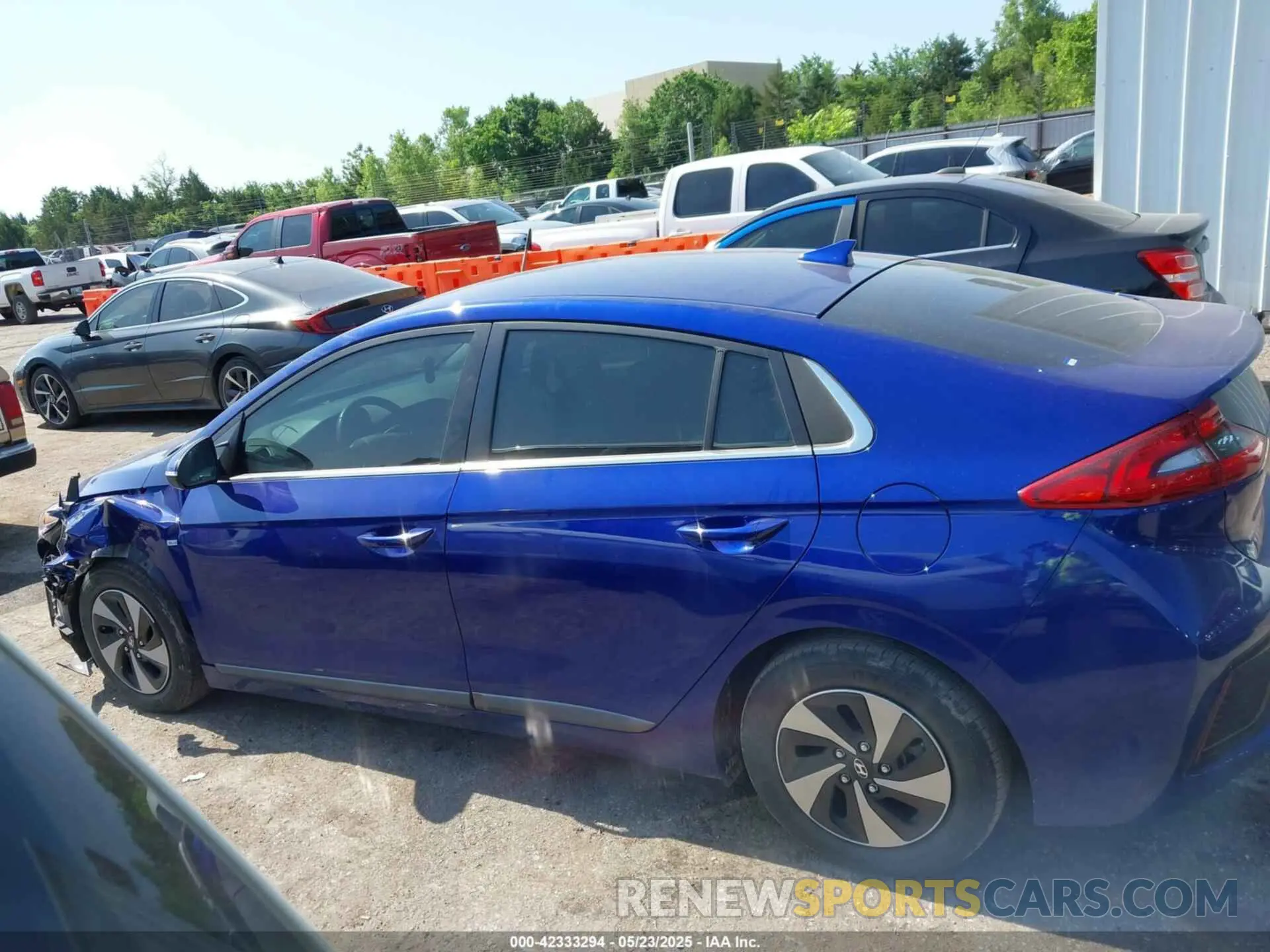 15 Photograph of a damaged car KMHC75LC1KU117153 HYUNDAI IONIQ HYBRID 2019
