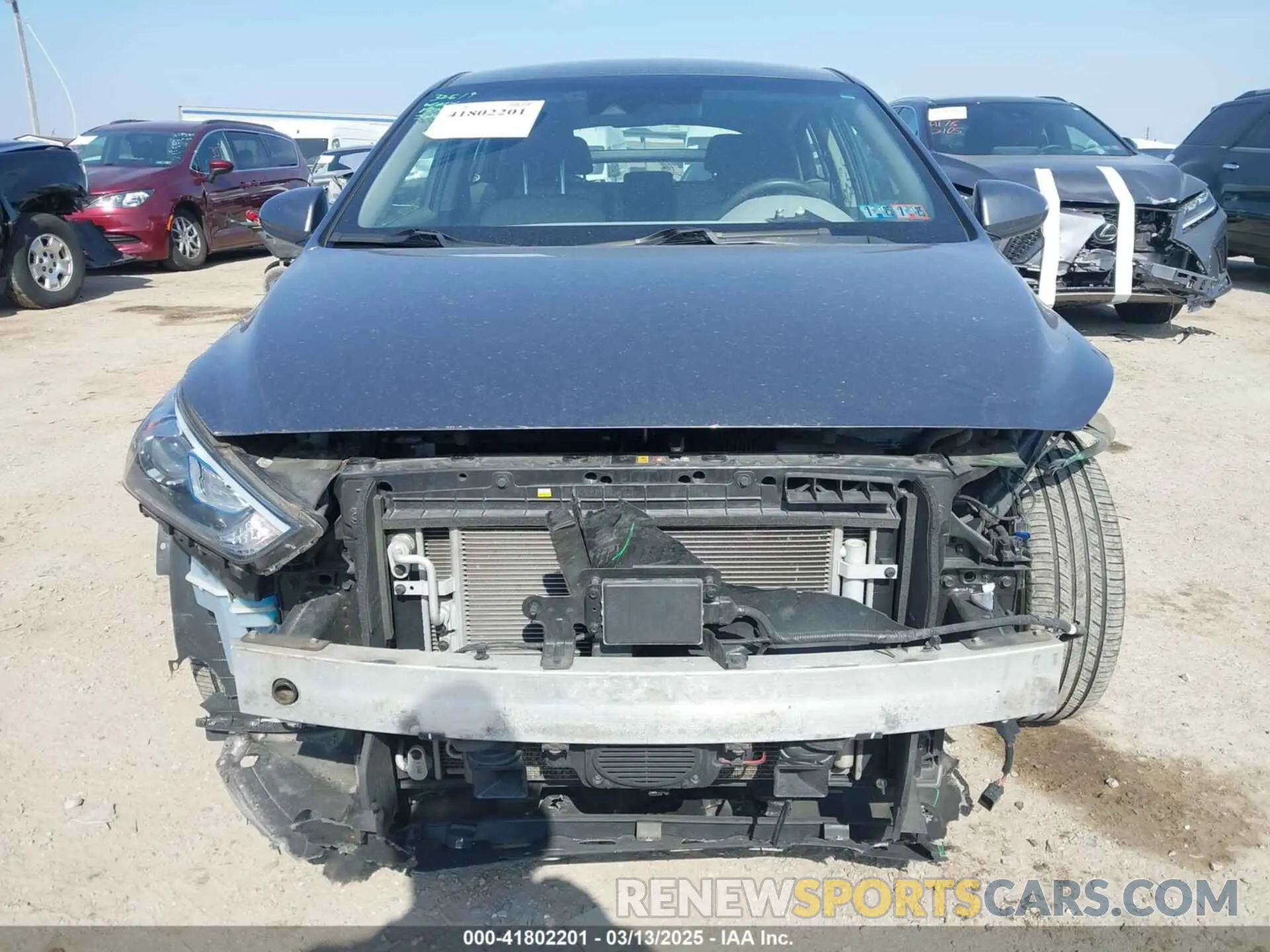 12 Photograph of a damaged car KMHC75LC1KU134132 HYUNDAI IONIQ HYBRID 2019
